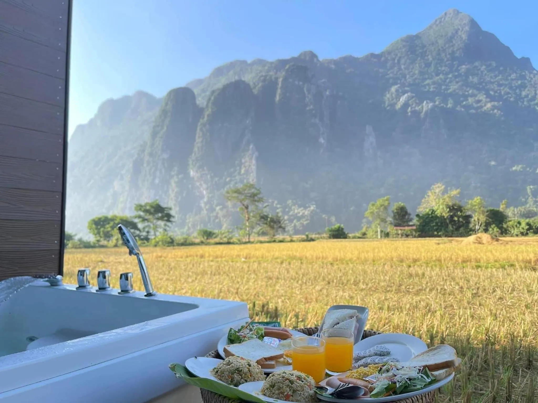 Vangvieng Angsavanh Resort