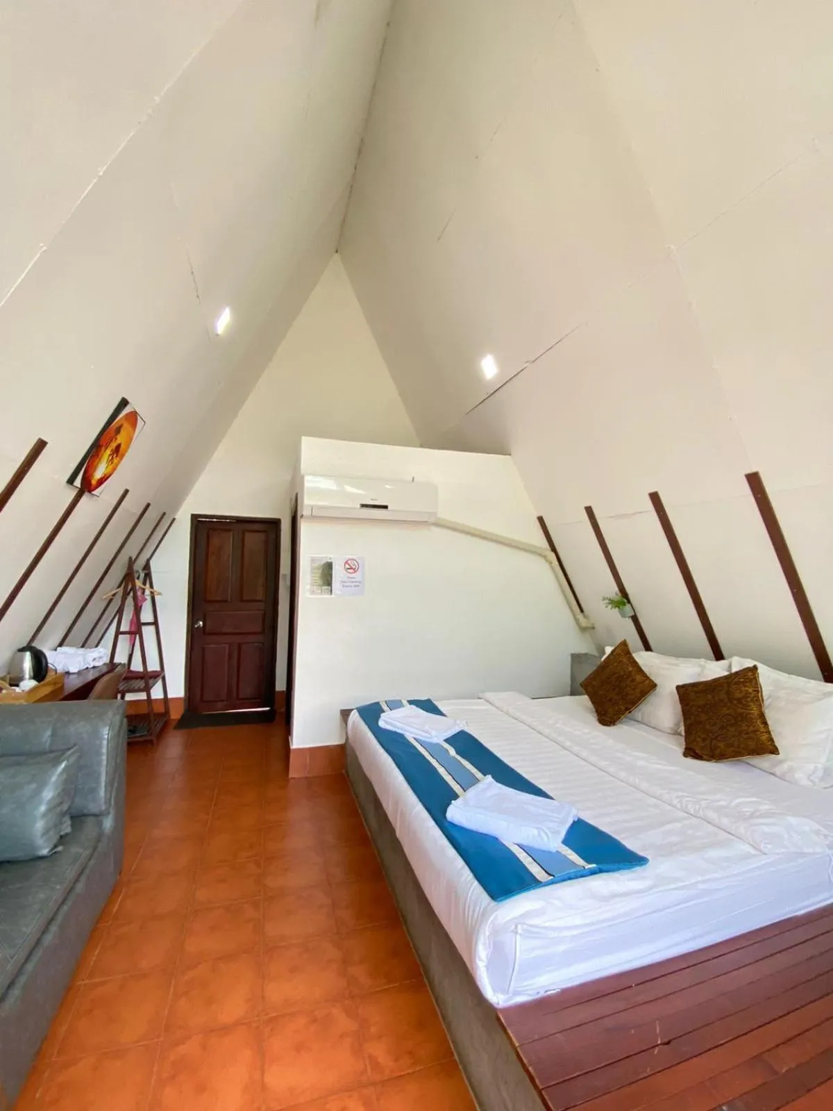 Bed in Vangvieng Angsavanh Resort