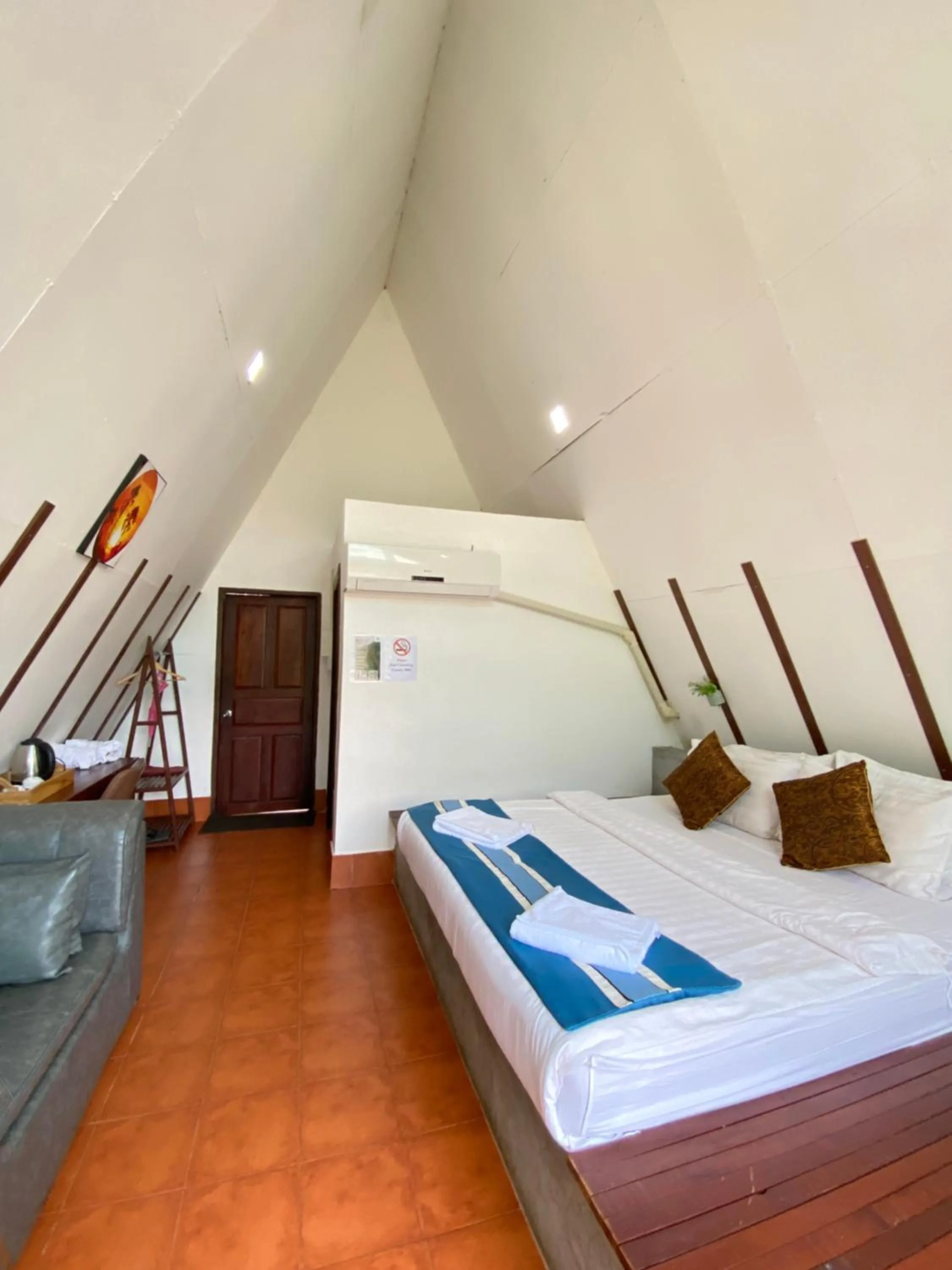 Bed in Vangvieng Angsavanh Resort