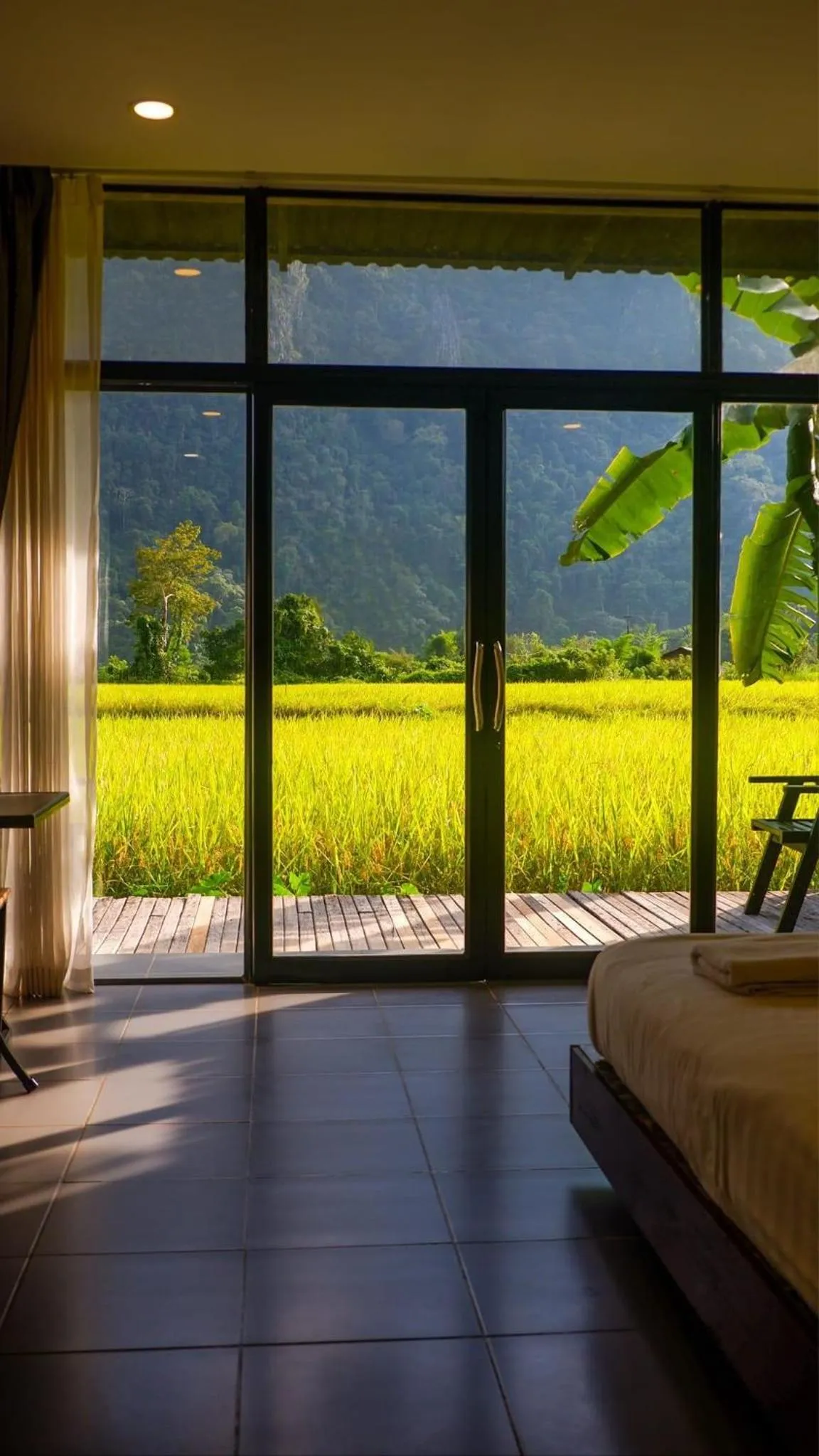 Bed in Vangvieng Angsavanh Resort