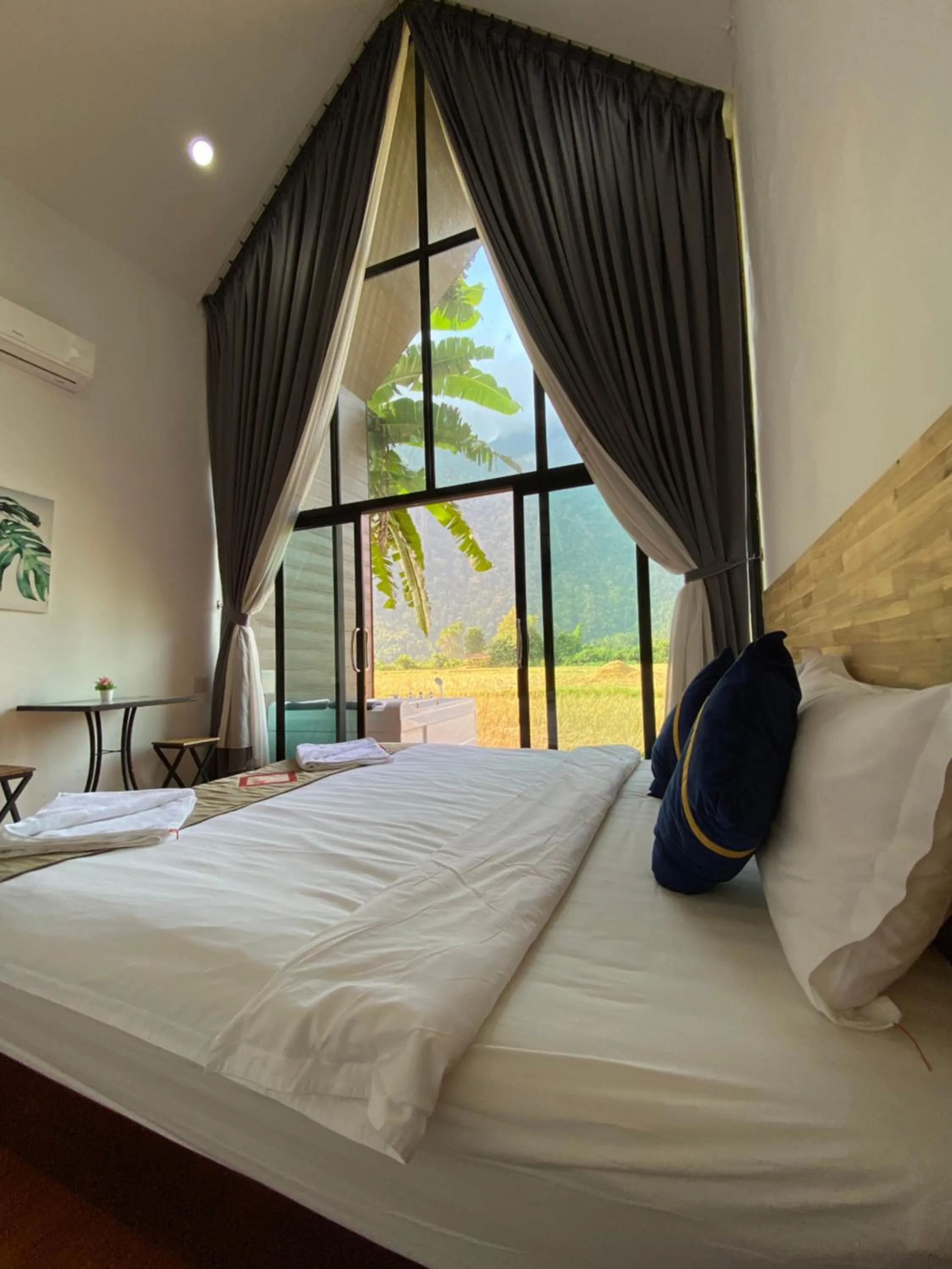 Bed in Vangvieng Angsavanh Resort