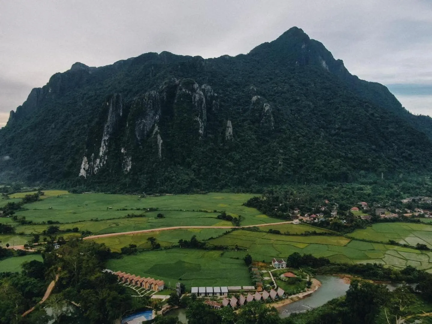 Vangvieng Angsavanh Resort