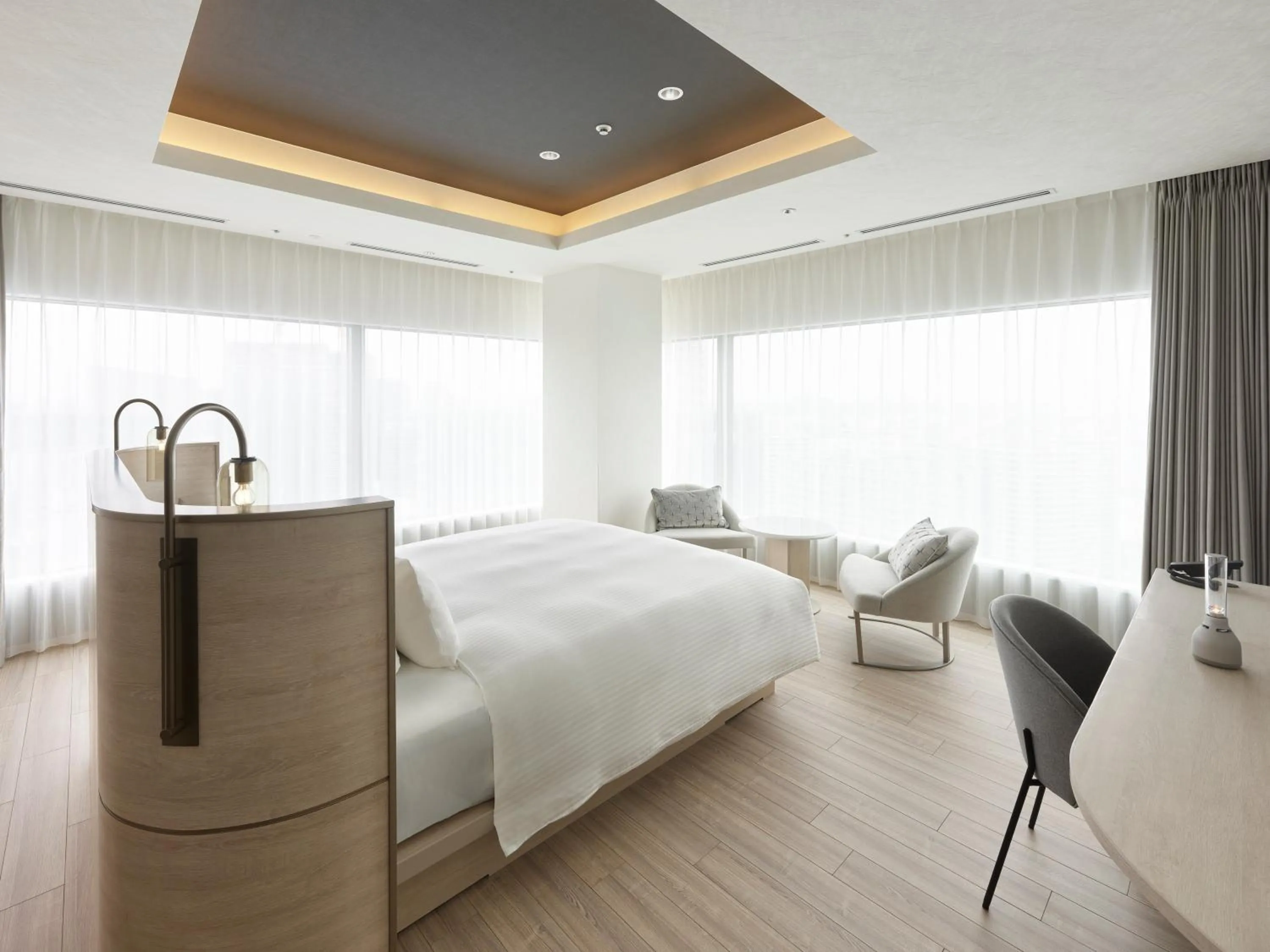 Photo of the whole room, Bed in Mitsui Garden Hotel Yokohama Minatomirai Premier