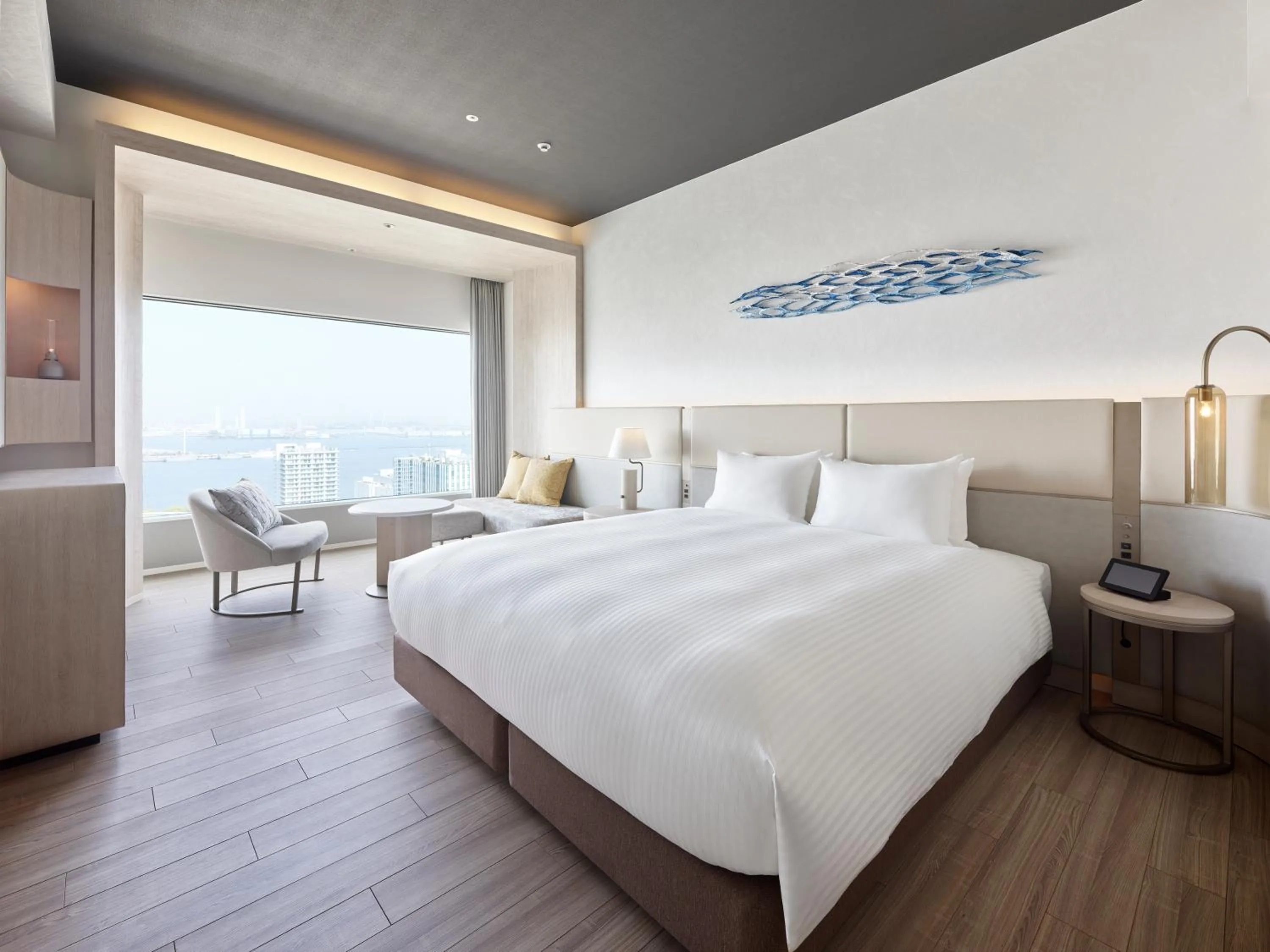 Deluxe King in Mitsui Garden Hotel Yokohama Minatomirai Premier