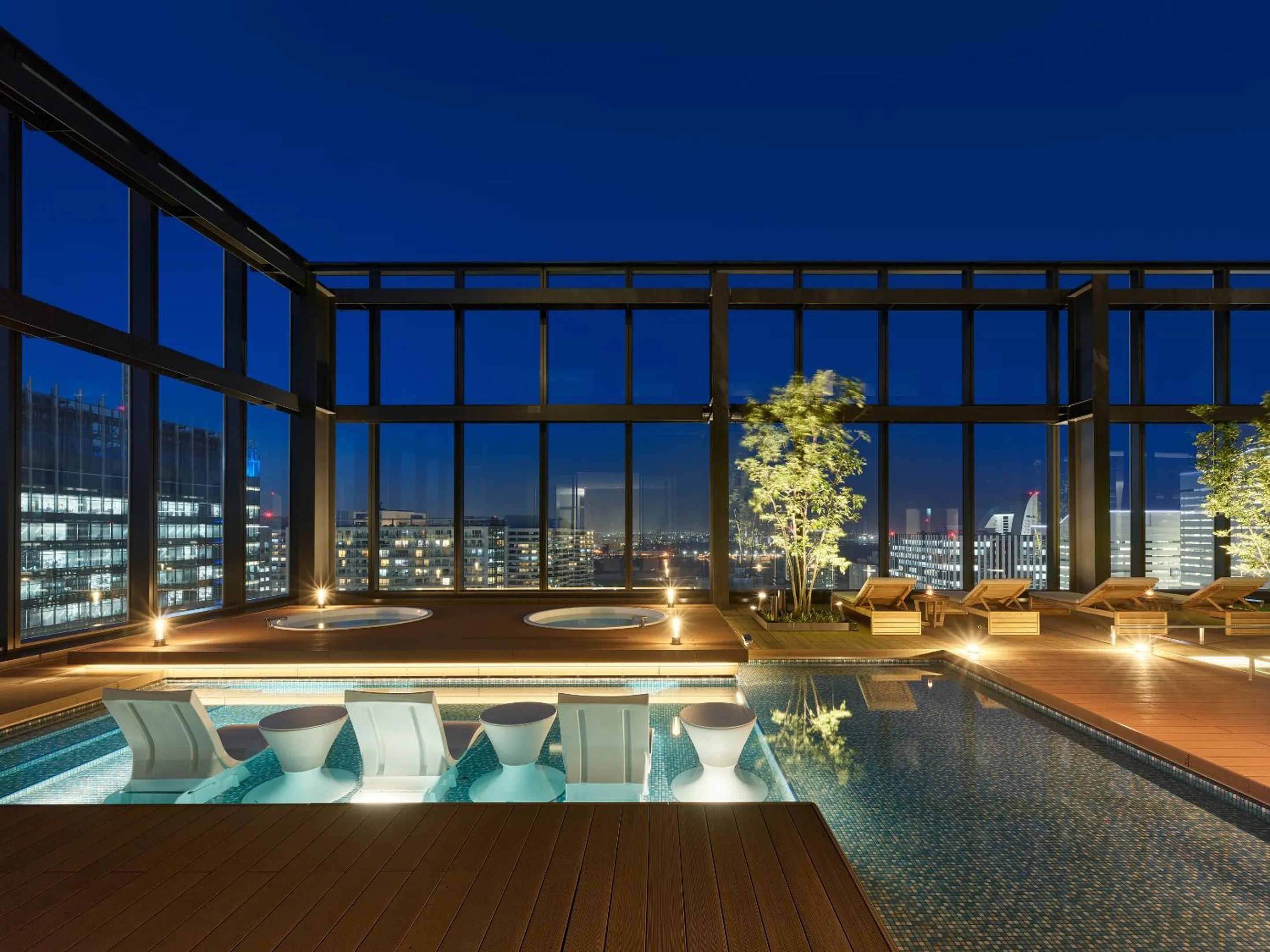 Pool view in Mitsui Garden Hotel Yokohama Minatomirai Premier