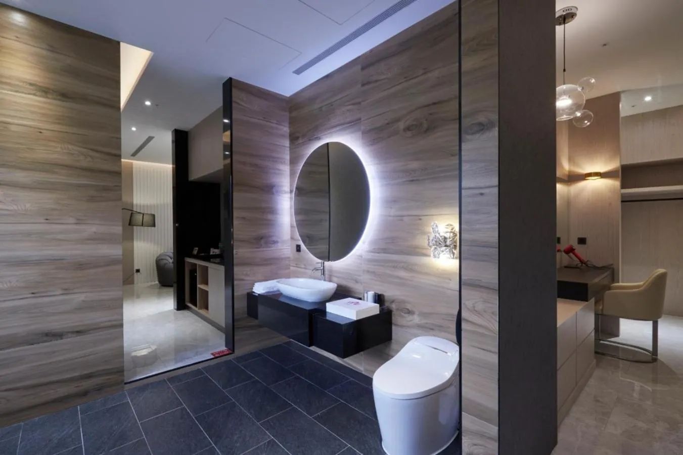 Bathroom in Domo Hotel
