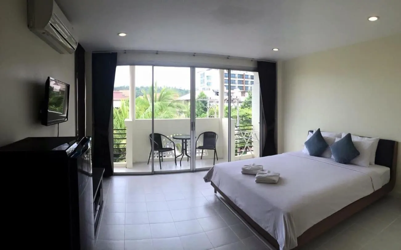 Bed in Glitter House