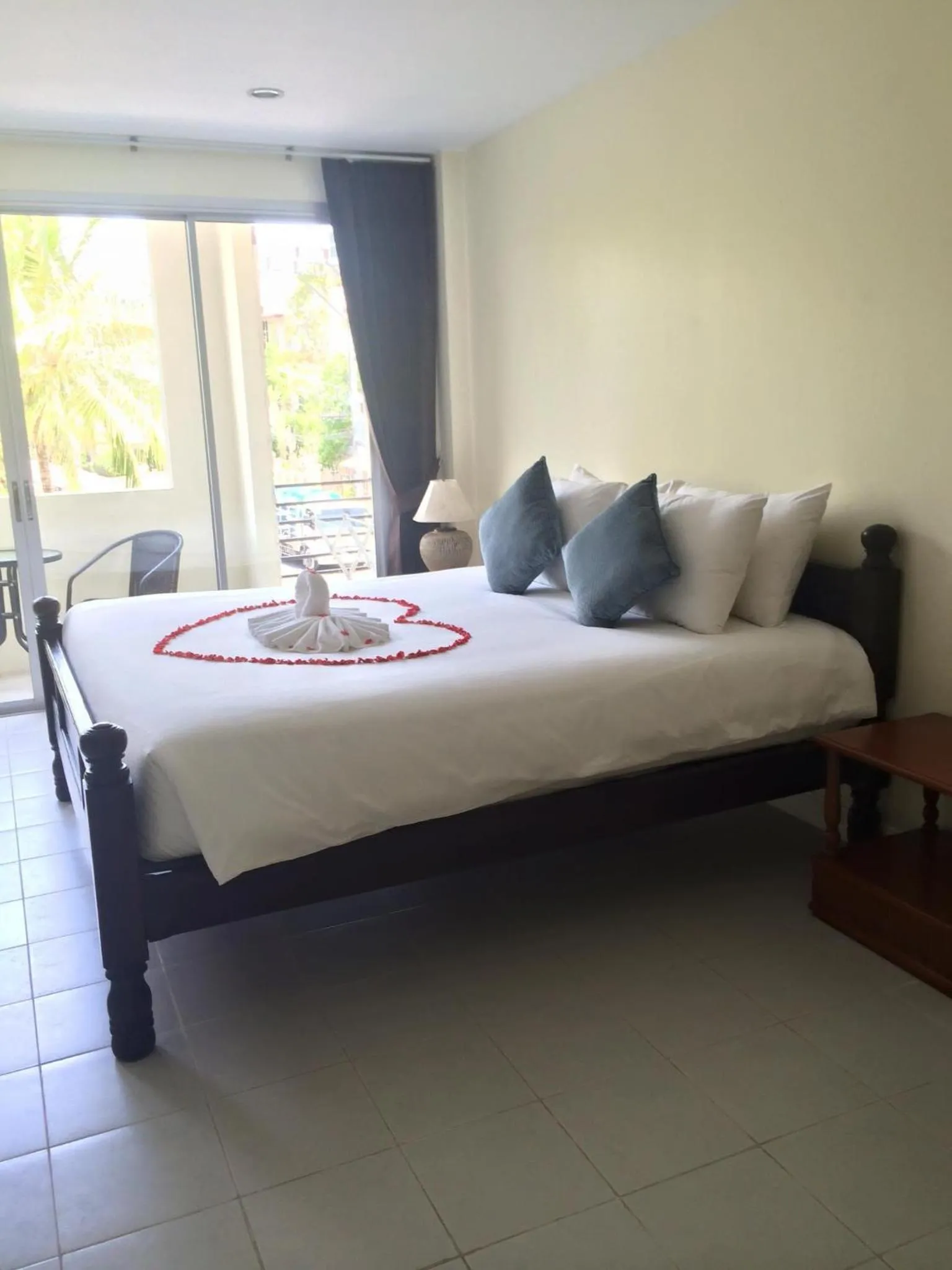 Bed in Glitter House