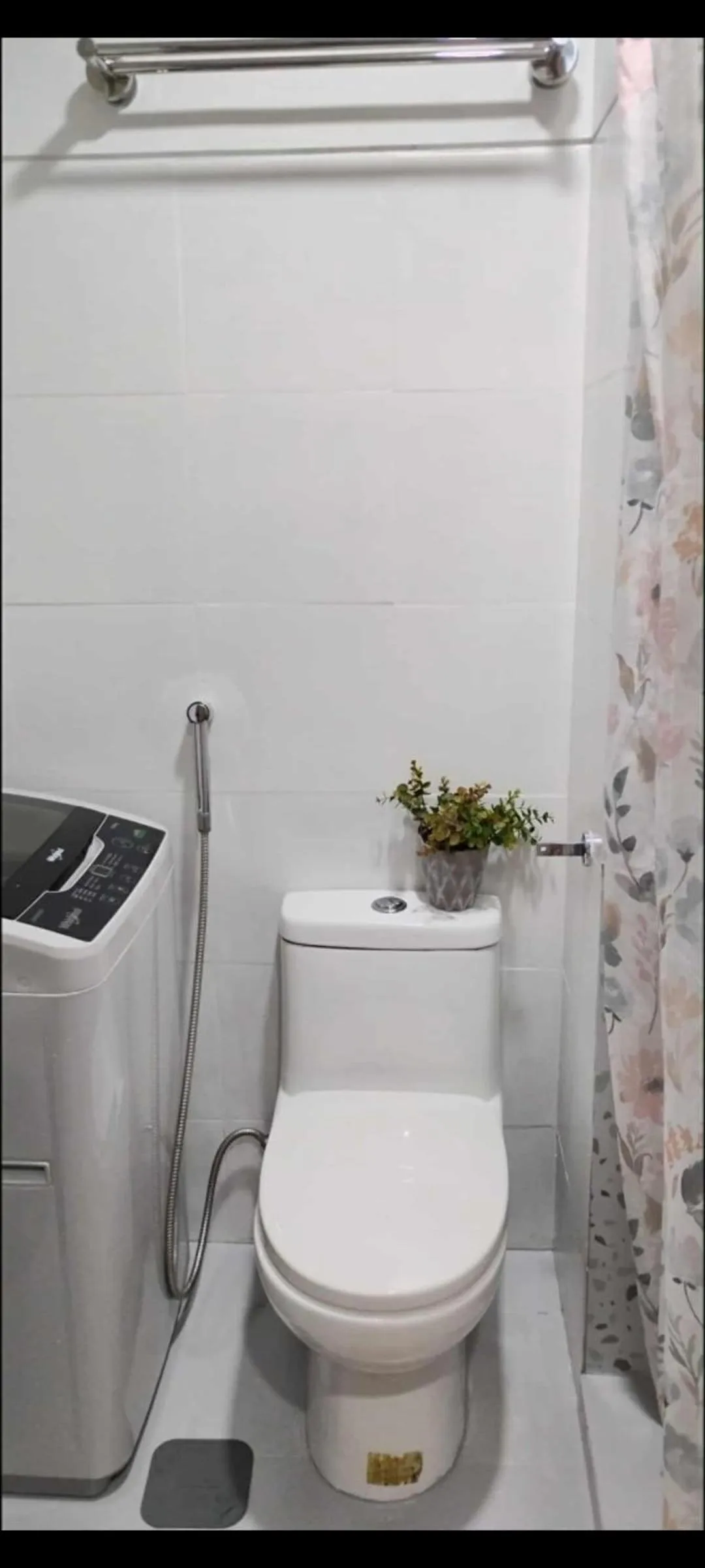 Toilet in S ResidencesTower 3 - L&R Staycation