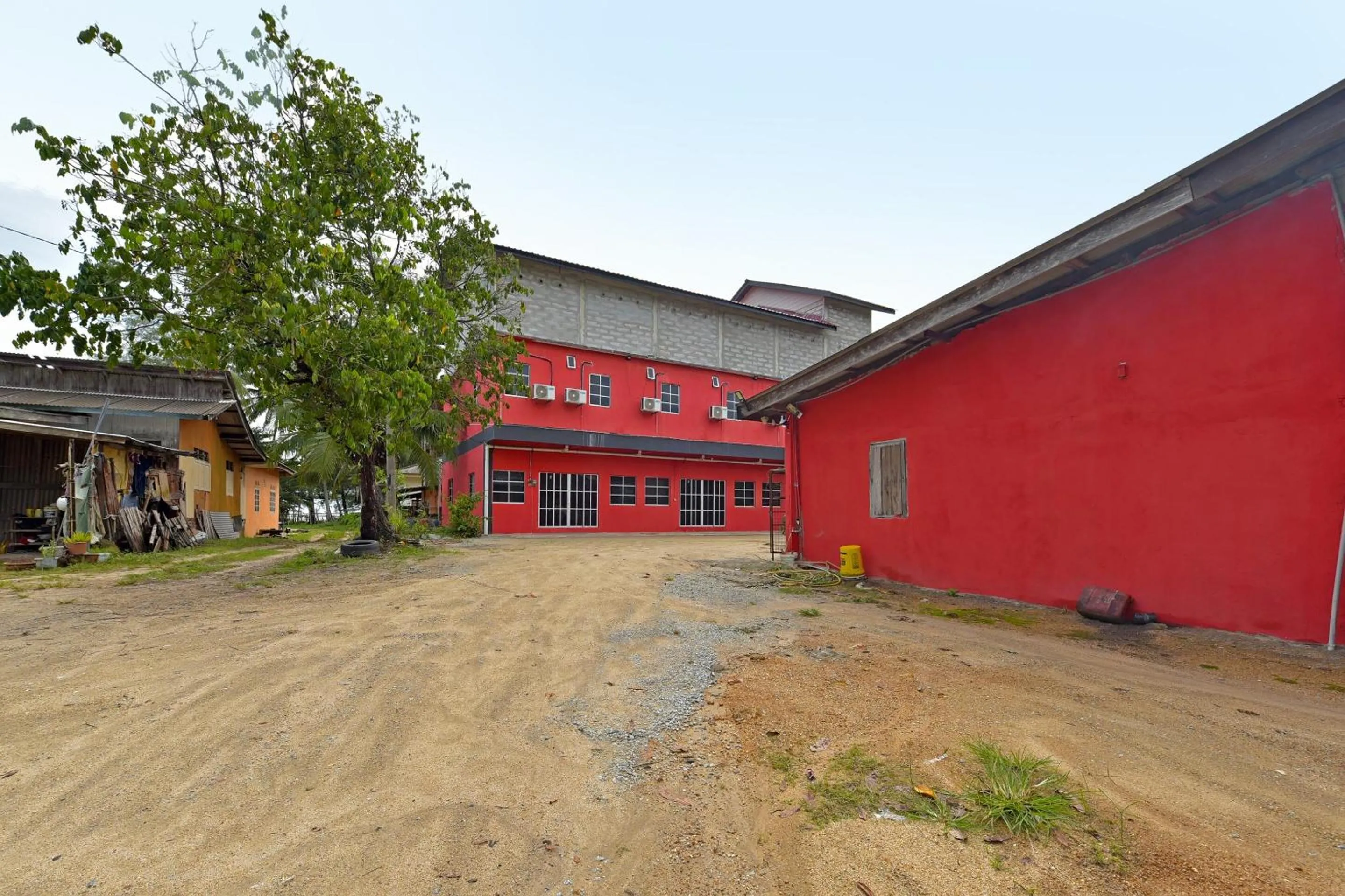 Lobby or reception in Capital O 90664 Rabi Hotel