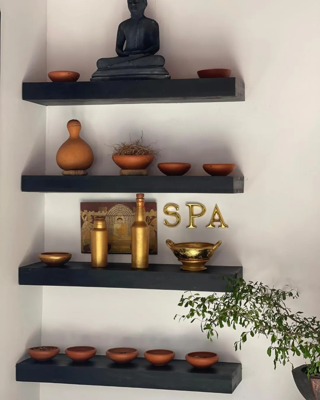 Massage in D' Art VILLA RETREAT AND SPA