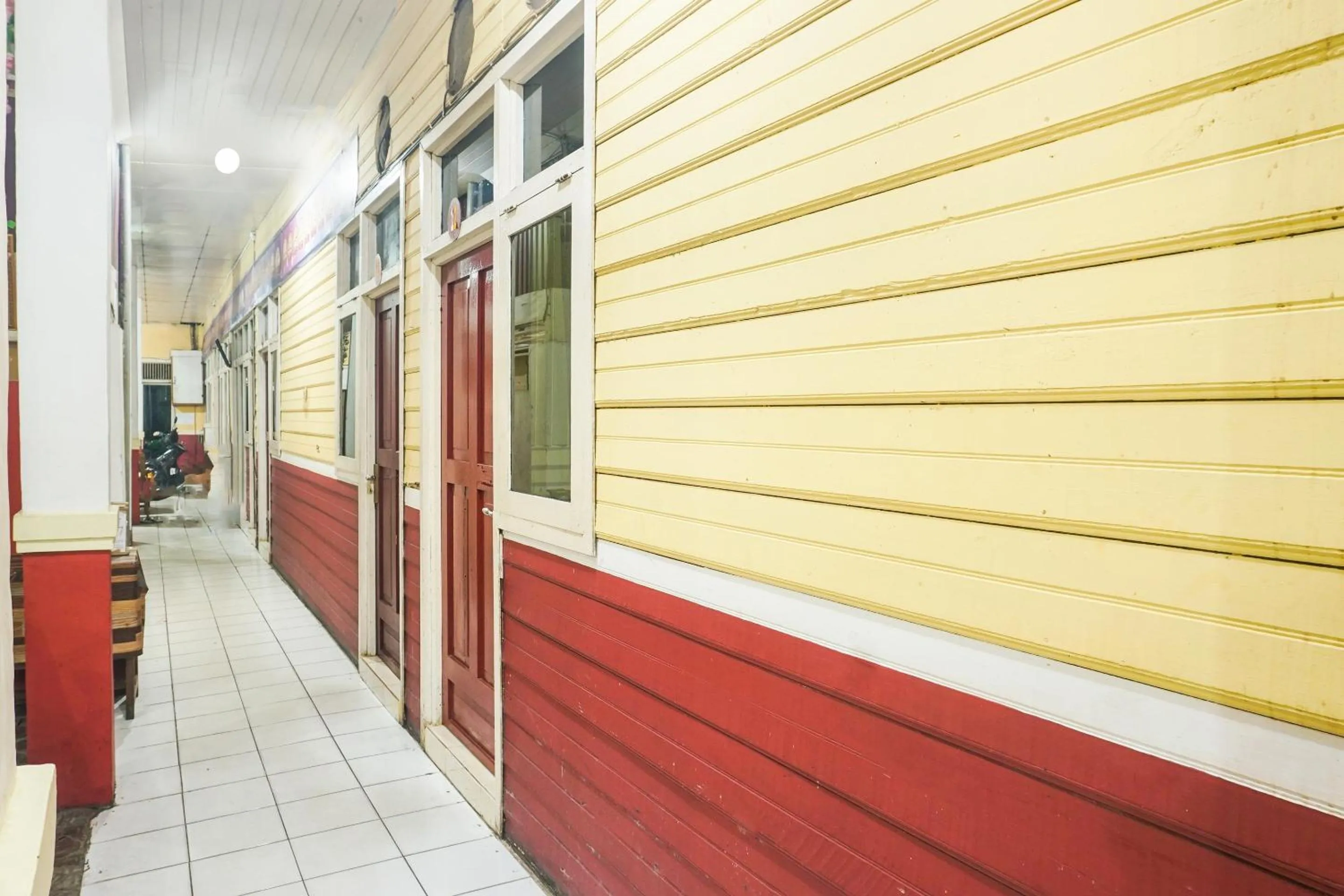 Lobby or reception in Hotel O Anggrek Daqu Syariah Kapuas