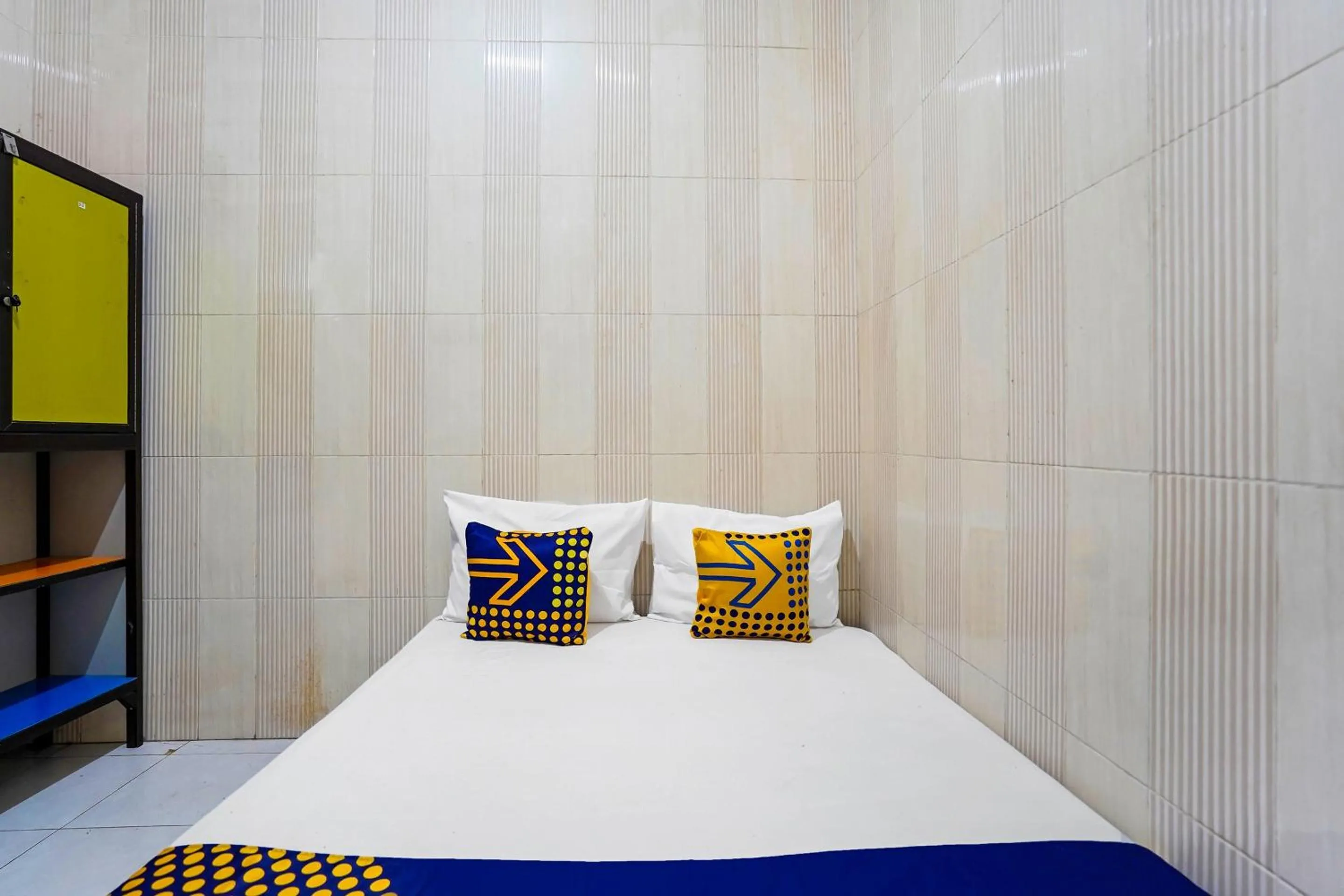 Bedroom, Bed in OYO Life 91856 Griya Gedangan Syariah