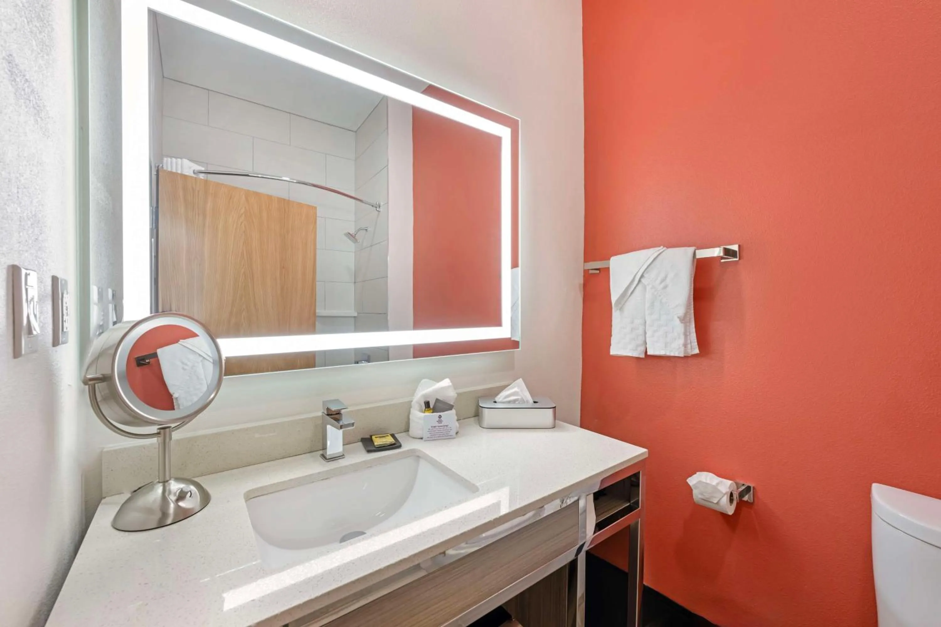 Bathroom in Best Western Plus Executive Residency Carlsbad Hotel