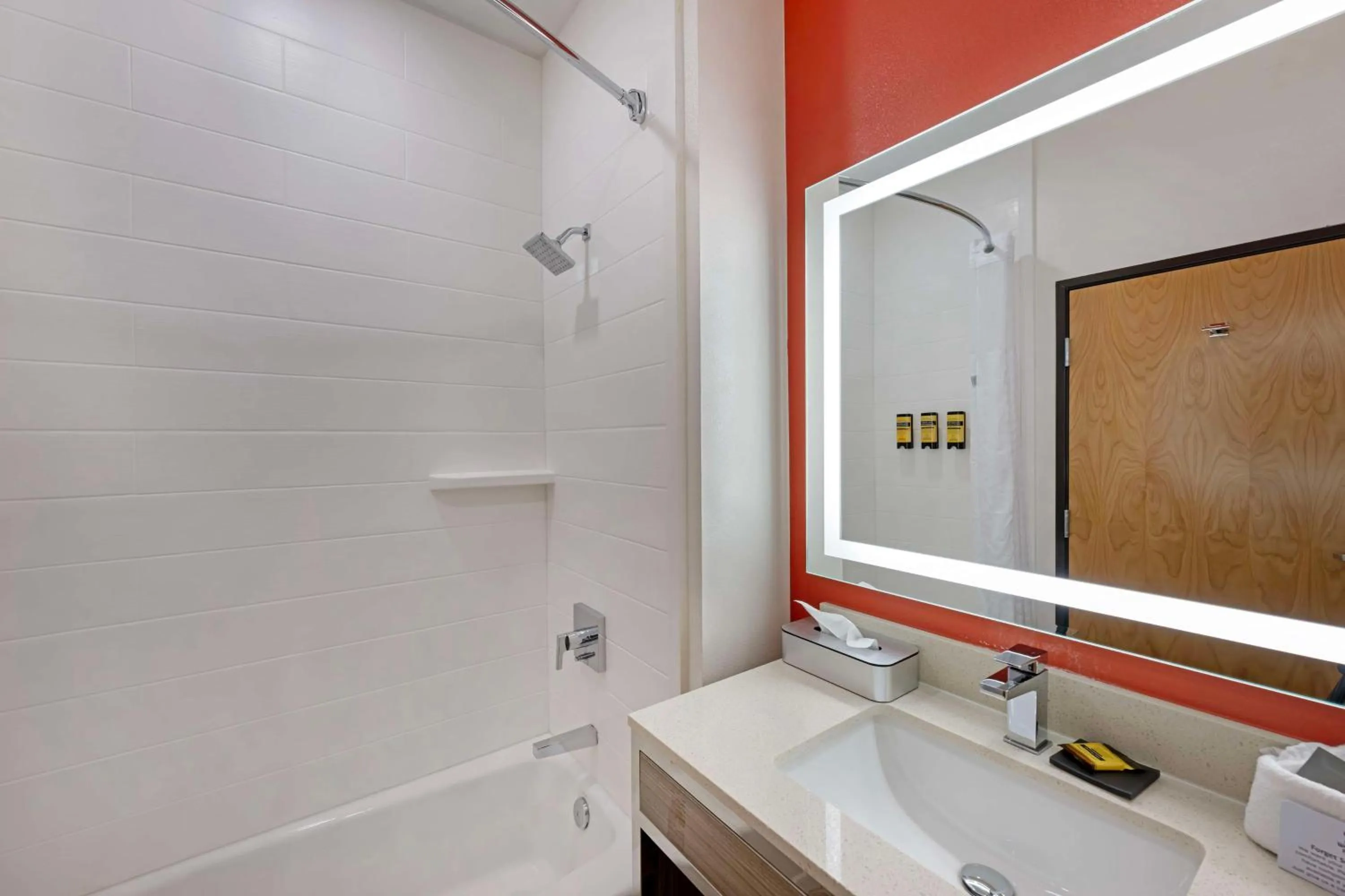 Bathroom in Best Western Plus Executive Residency Carlsbad Hotel