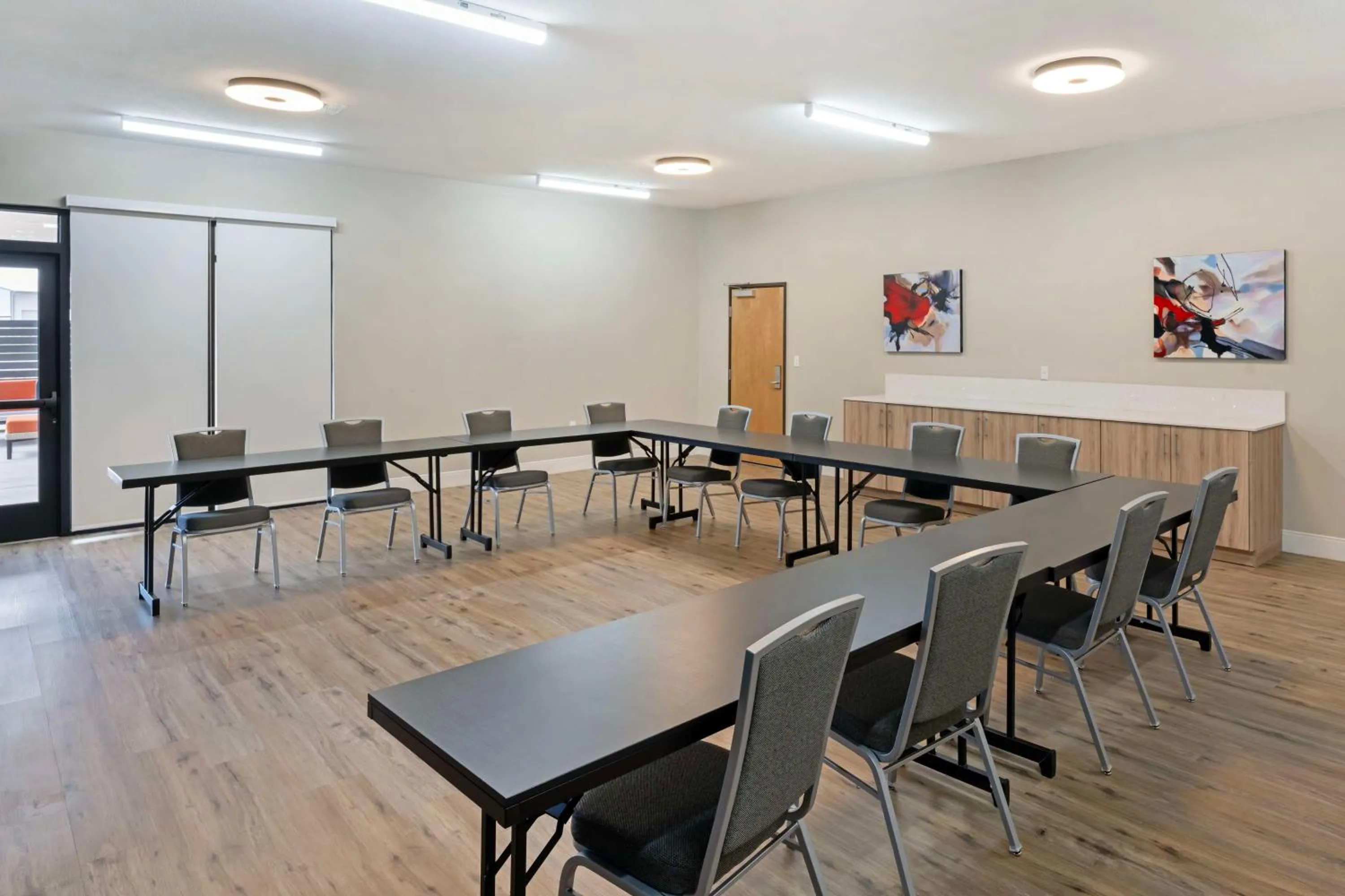 Meeting/conference room in Best Western Plus Executive Residency Carlsbad Hotel