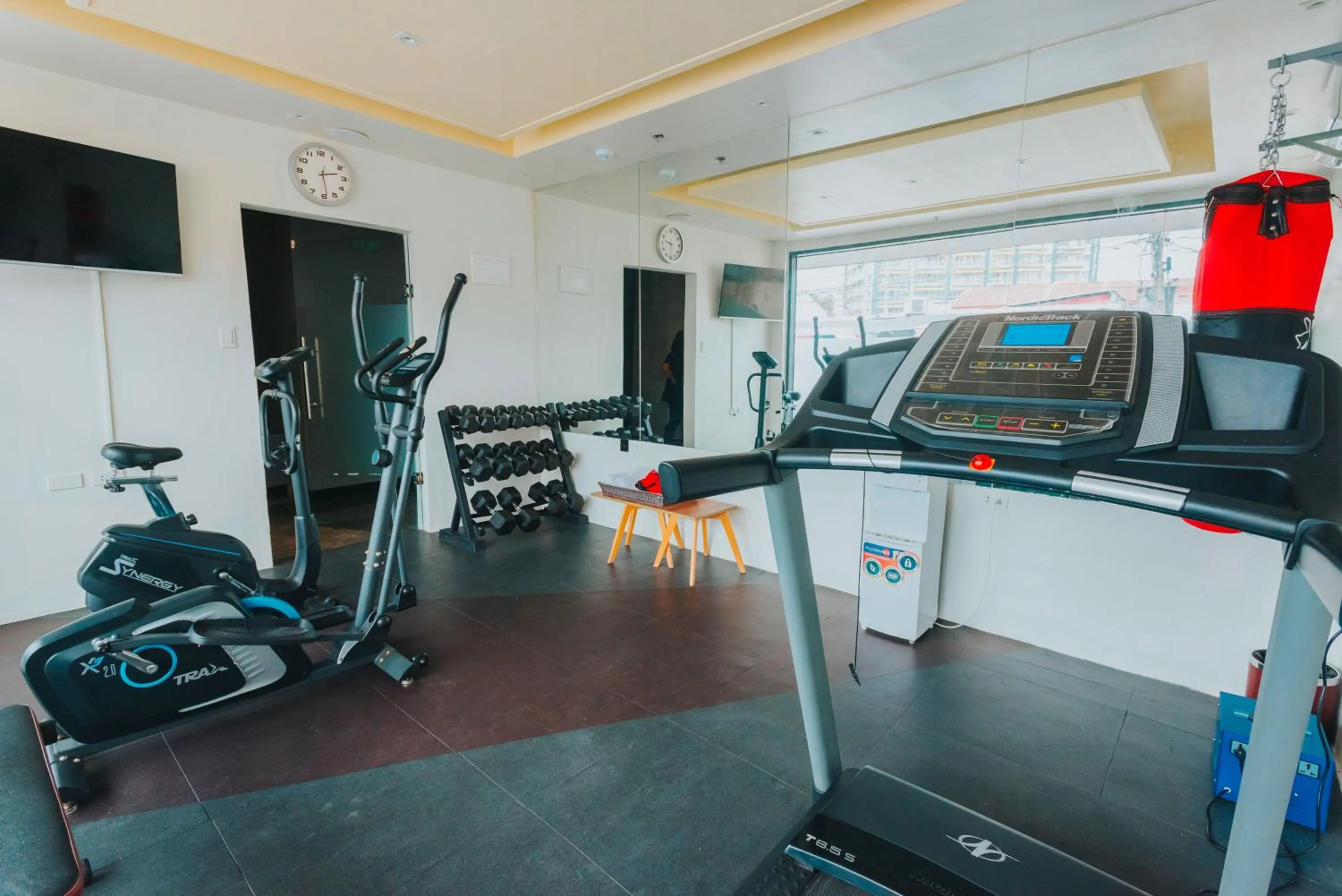 Fitness centre/facilities in SureStay Studio by Best Western Clarkview Angeles City
