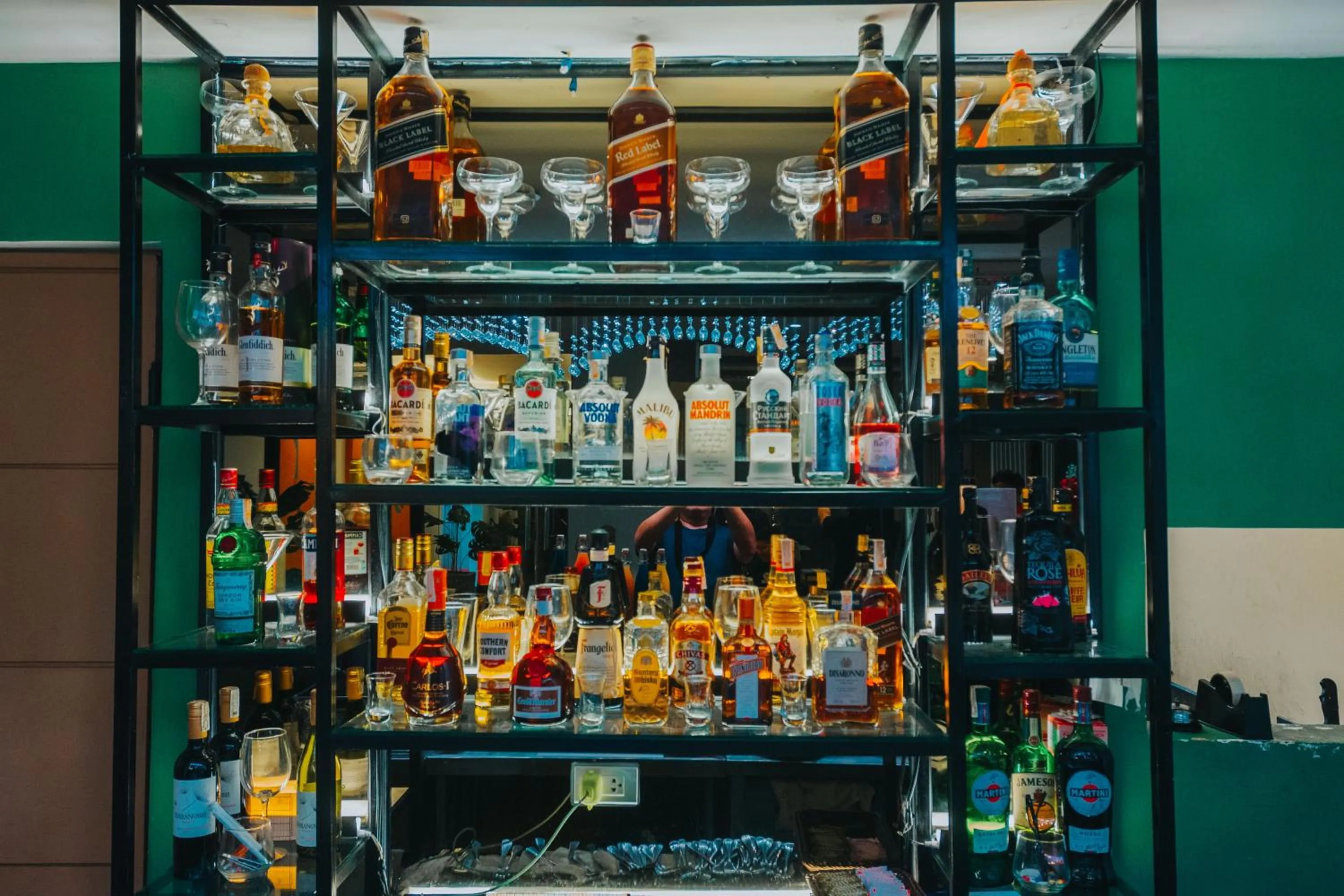 Restaurant/places to eat in SureStay Studio by Best Western Clarkview Angeles City