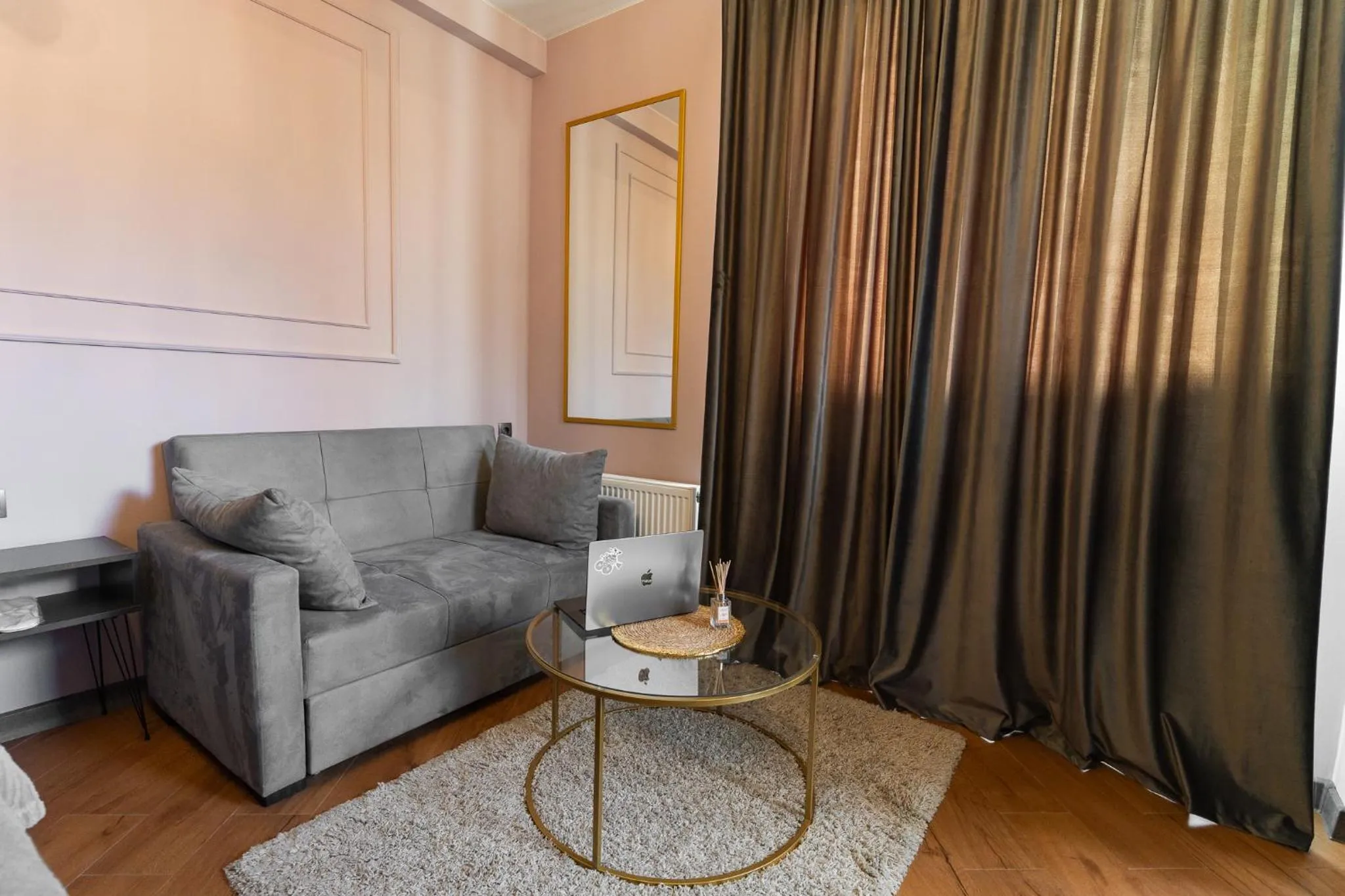 Seating area in Trinity Hotel