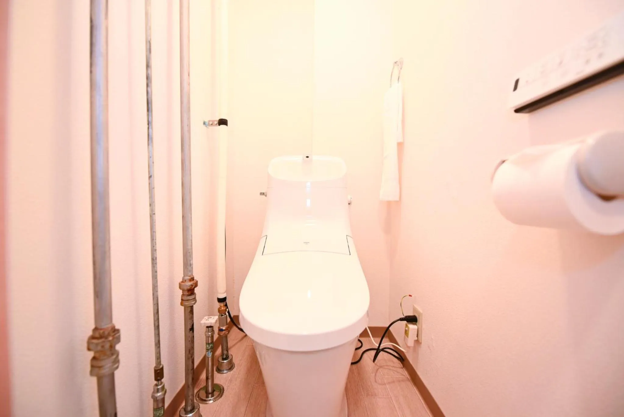 Toilet in HEIGHTS N7