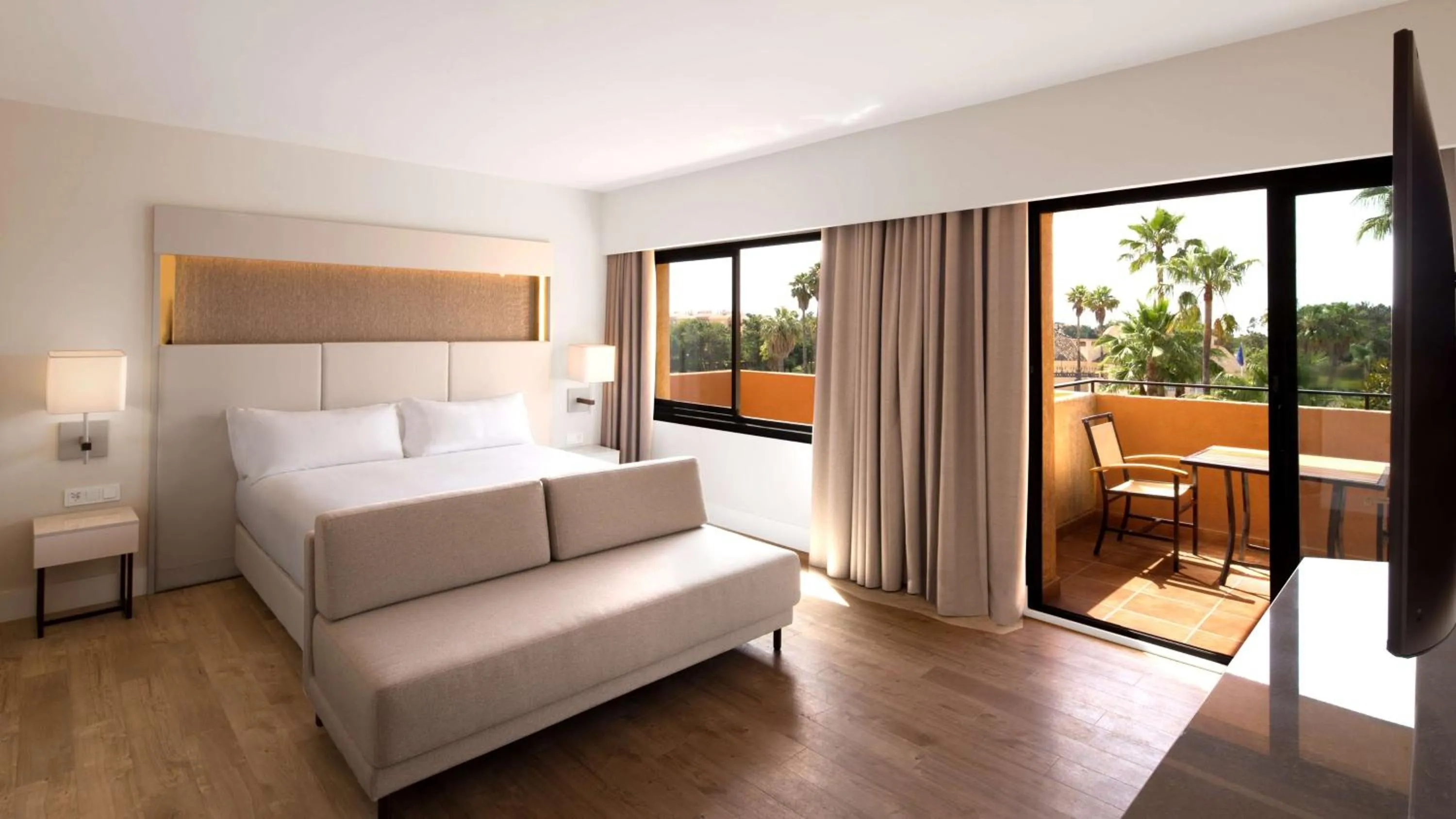 Property building, Bed in DoubleTree by Hilton Islantilla Beach Golf Resort