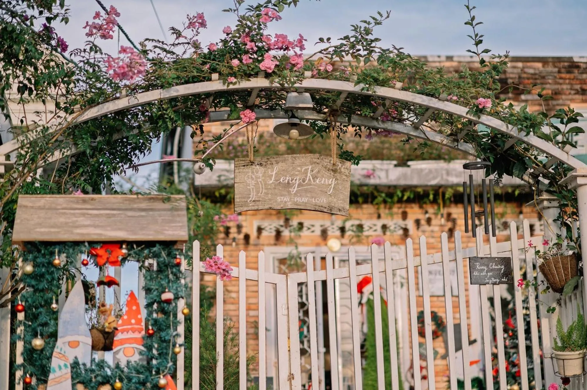 Spring in Lengkeng Da Lat Homestay