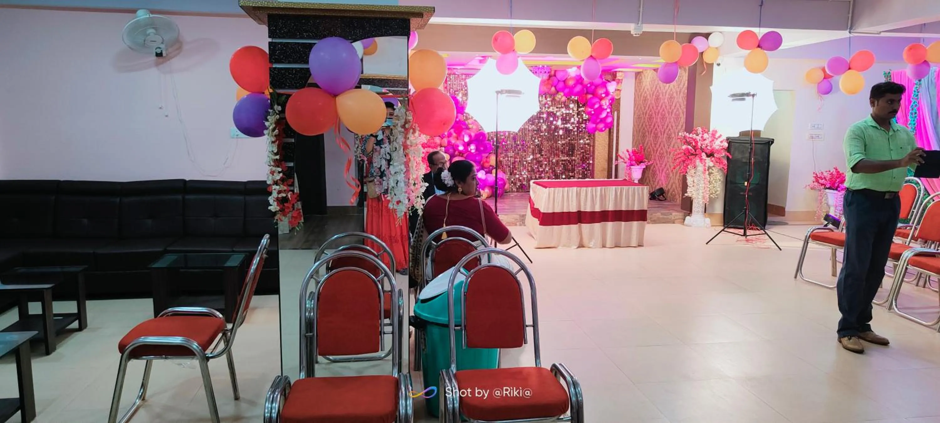 People in Hotel Saan Berhampore