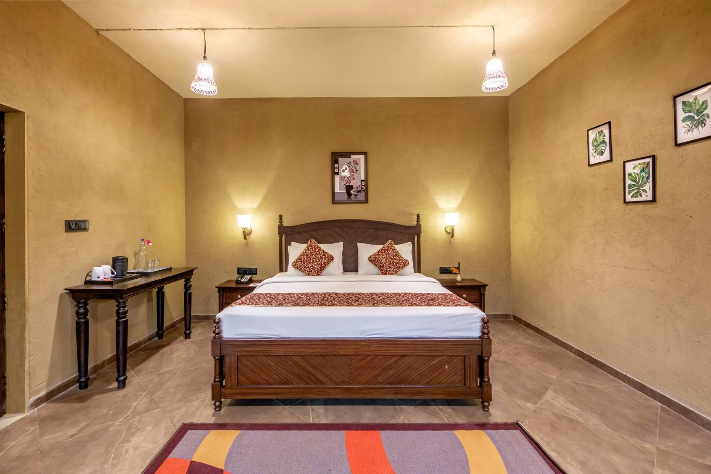 Bed in Sterling Orient Woods Pench