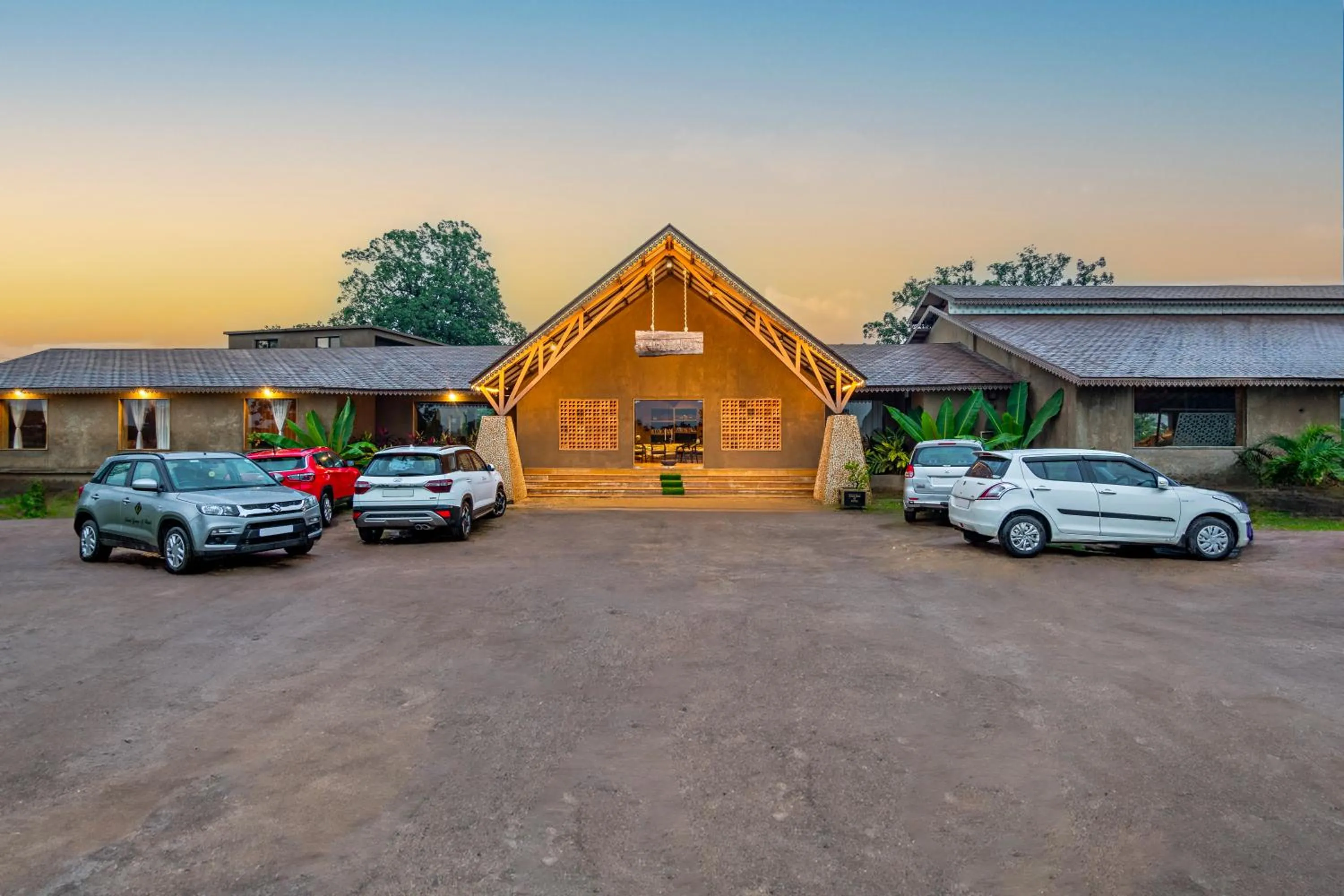 Property building in Sterling Orient Woods Pench