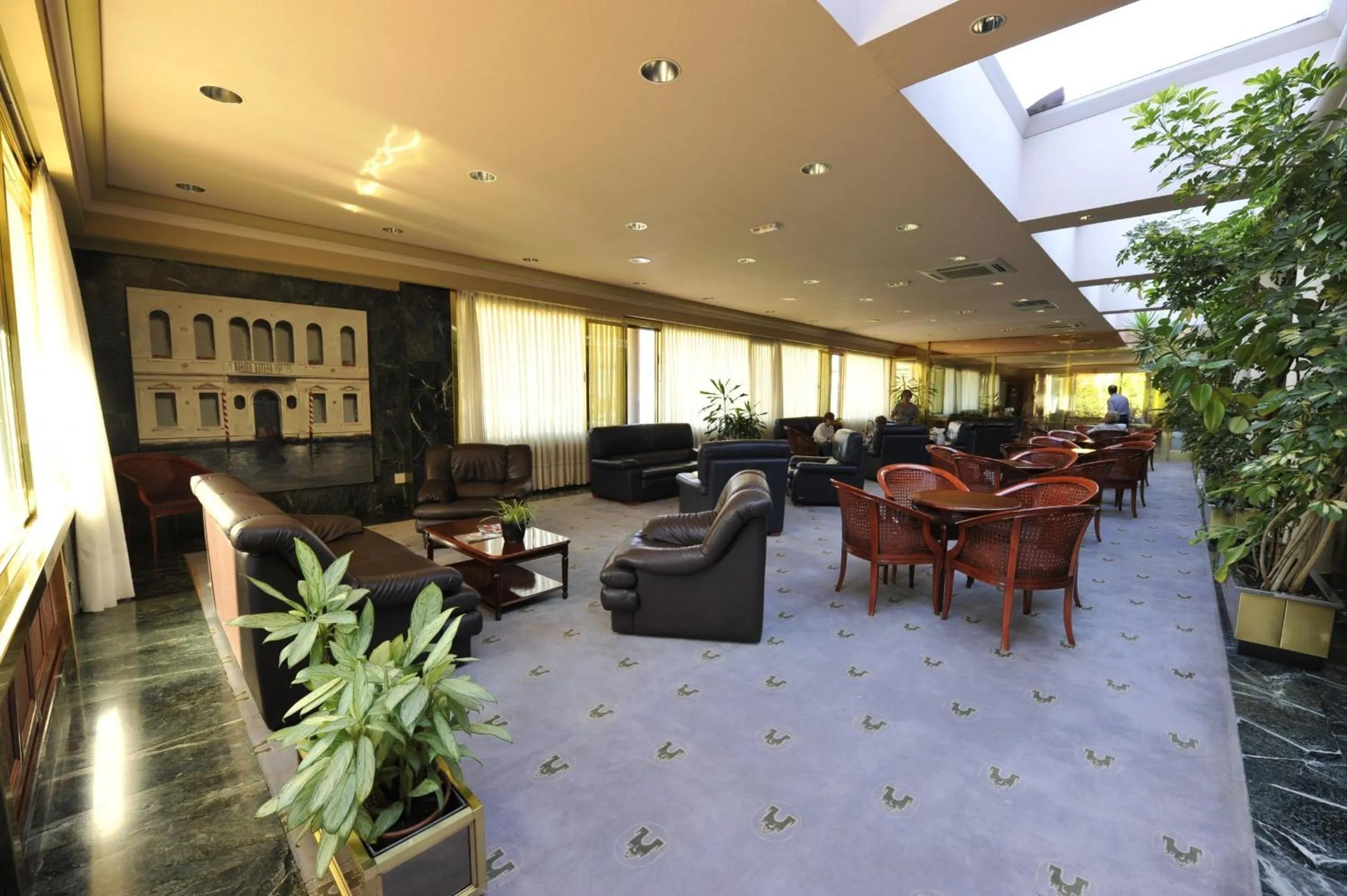 Lounge or bar in Puerta de Segovia