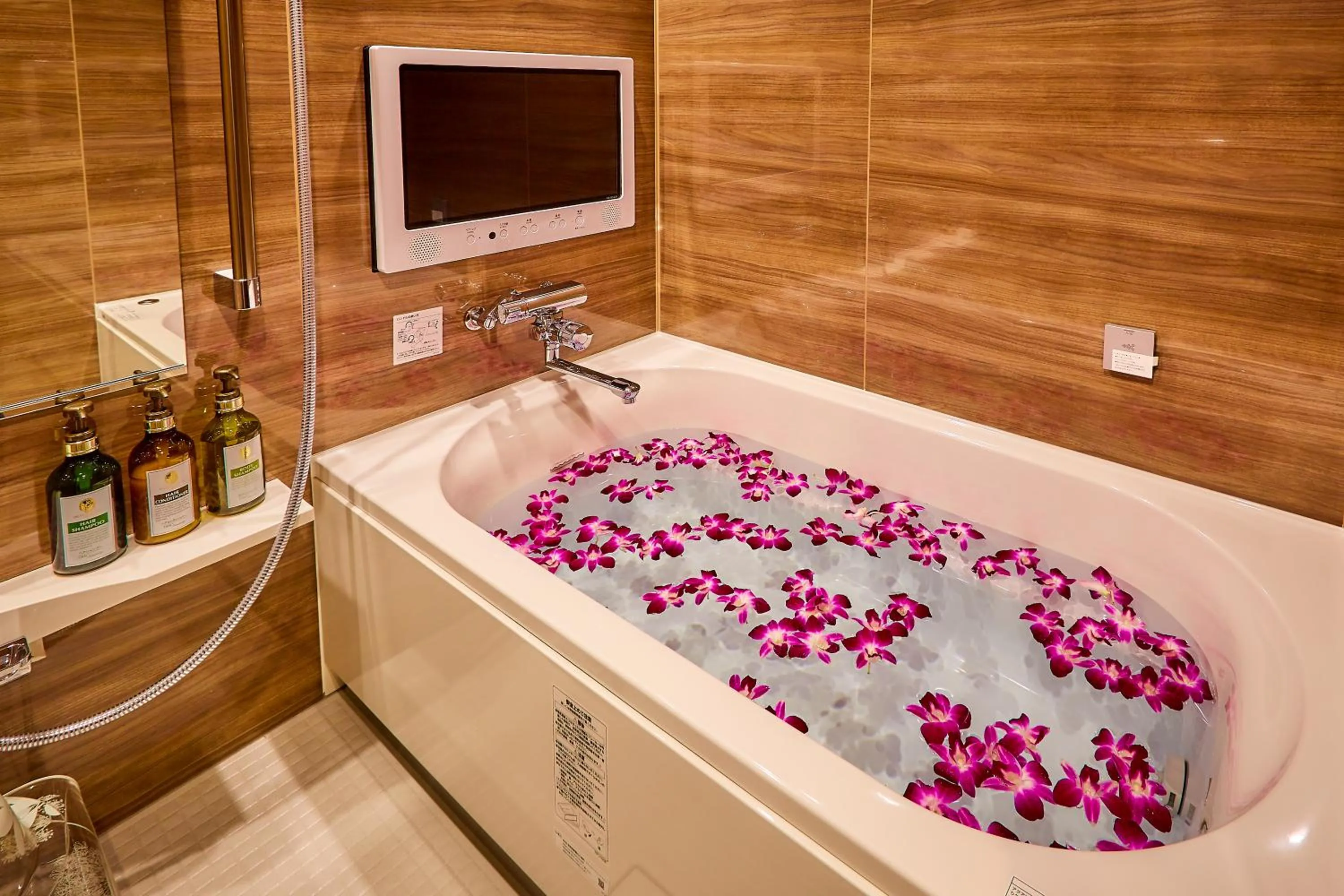 Bathroom in Petit Bali Ikebukuro