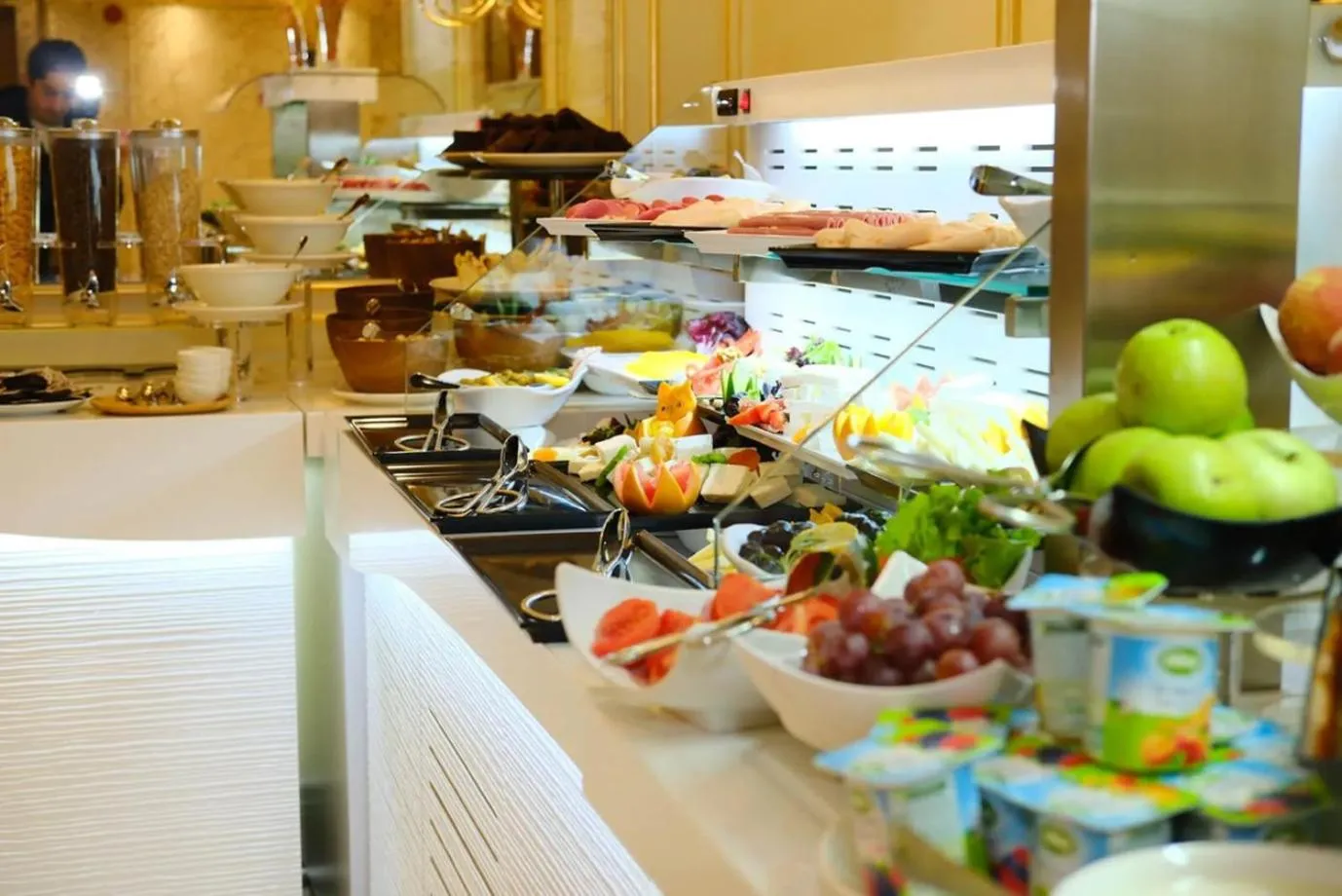 Breakfast in Dekalb Hotel