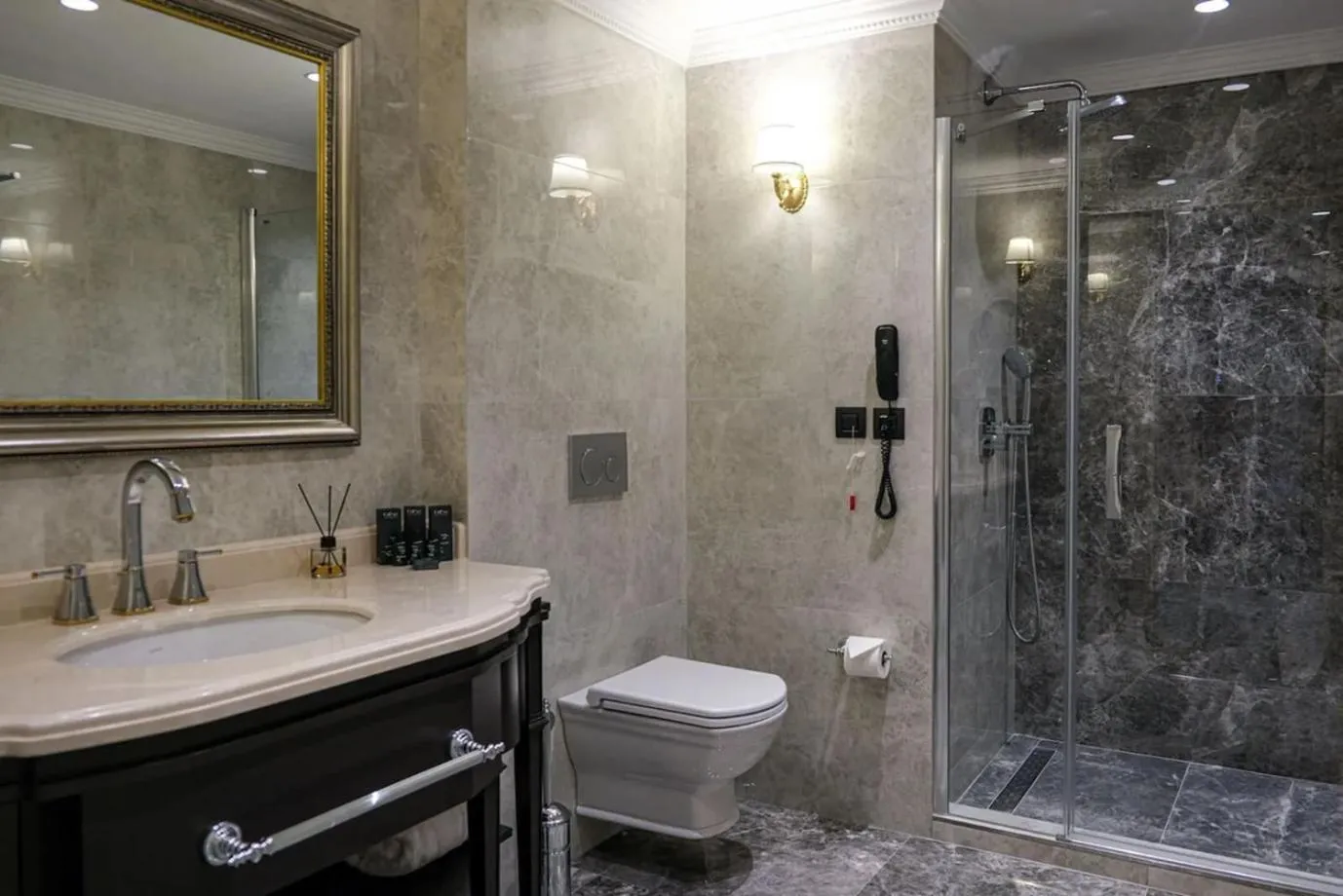 Toilet in Dekalb Hotel