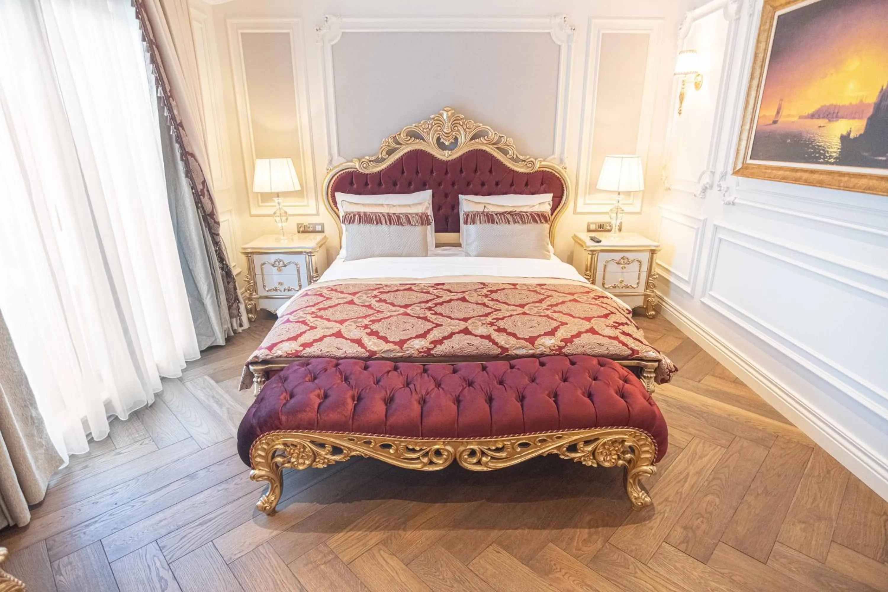 Photo of the whole room, Bed in Dekalb Hotel