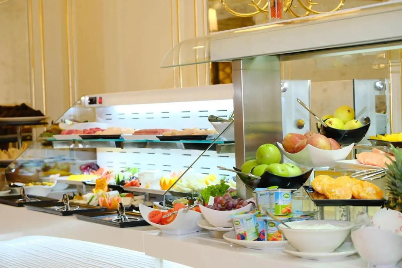 Breakfast in Dekalb Hotel