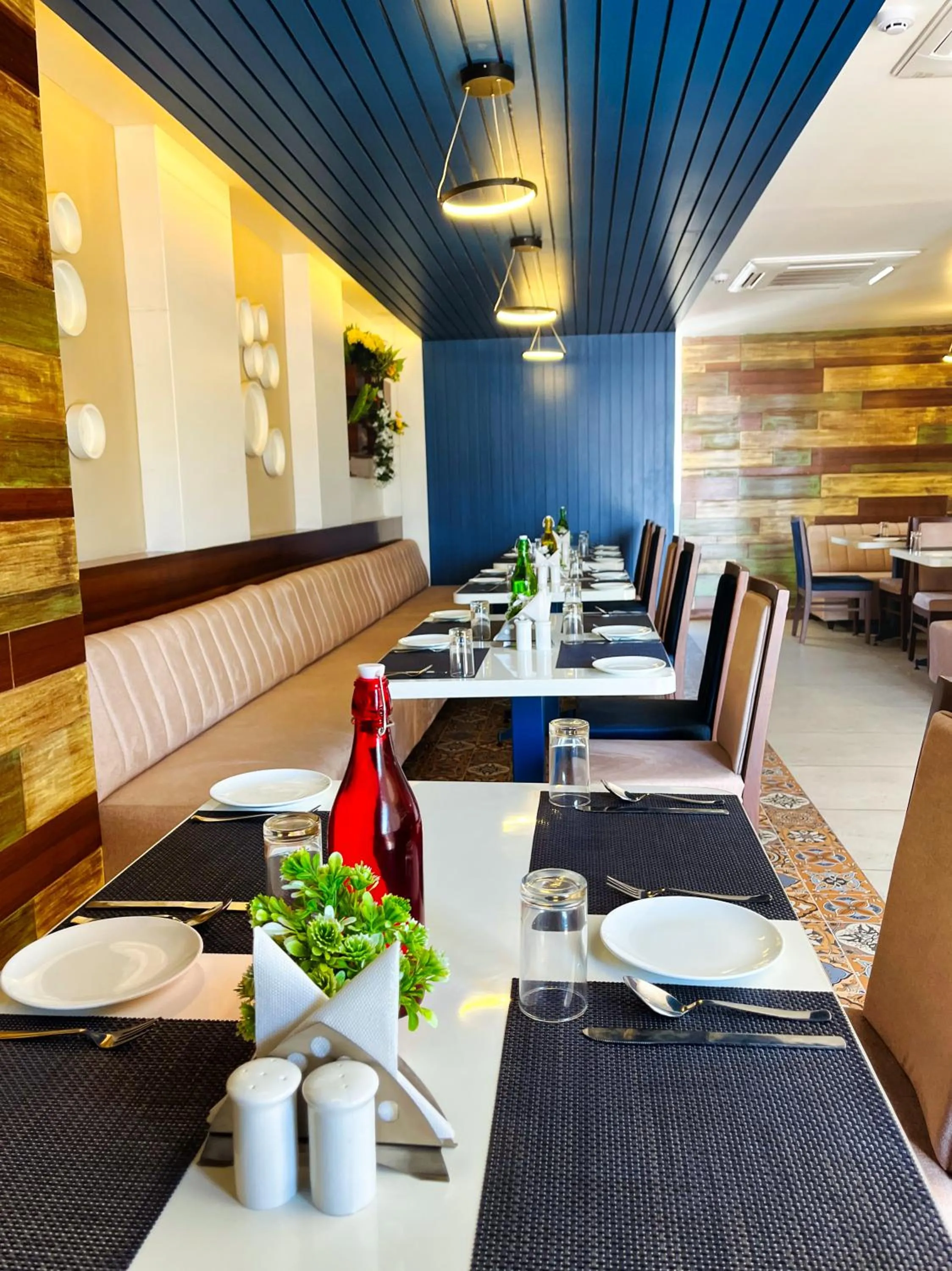 Dining area in Clarks Inn Express Udaipur