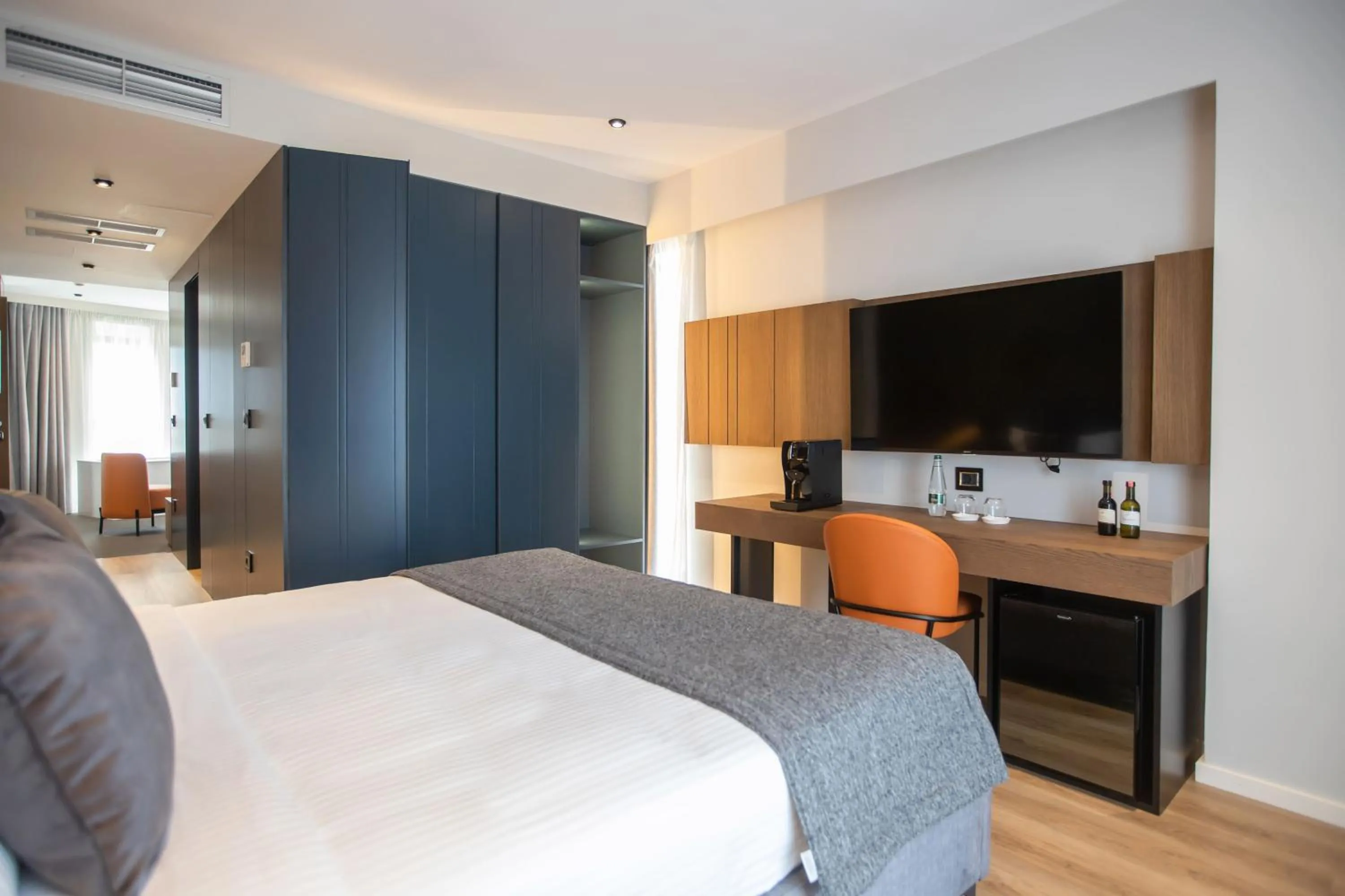 Bed in Hotel Elisa Tirana Affiliated by Meliá