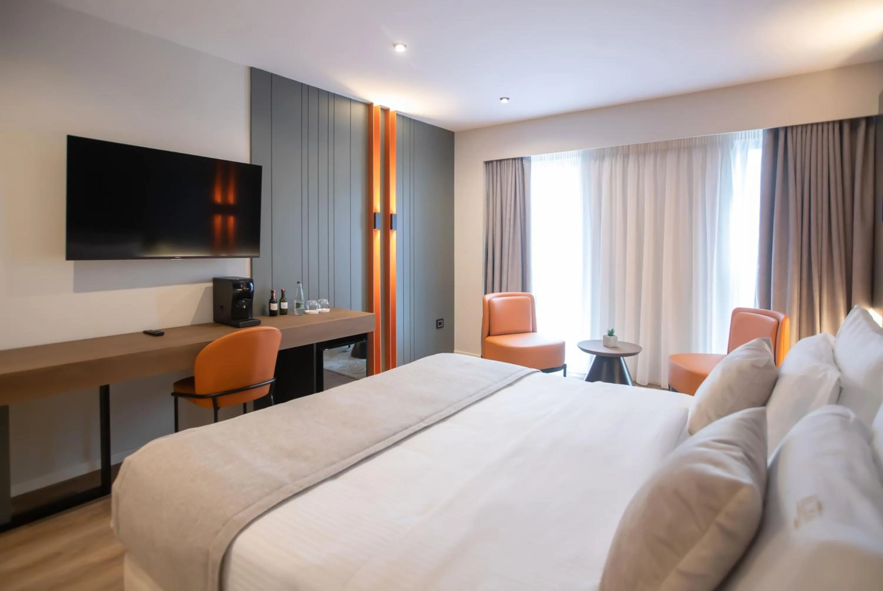 Bed in Hotel Elisa Tirana Affiliated by Meliá