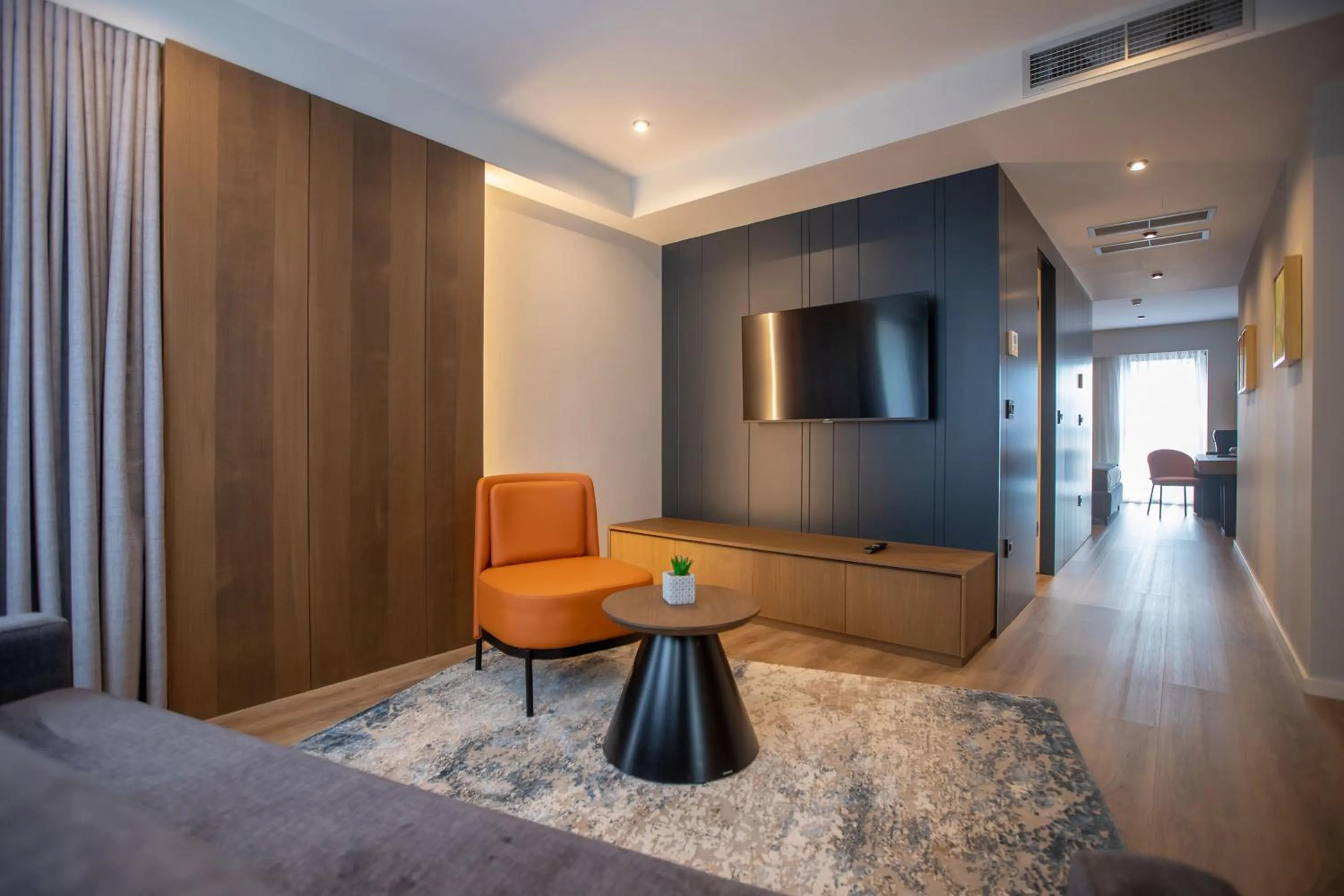 Property building in Hotel Elisa Tirana Affiliated by Meliá