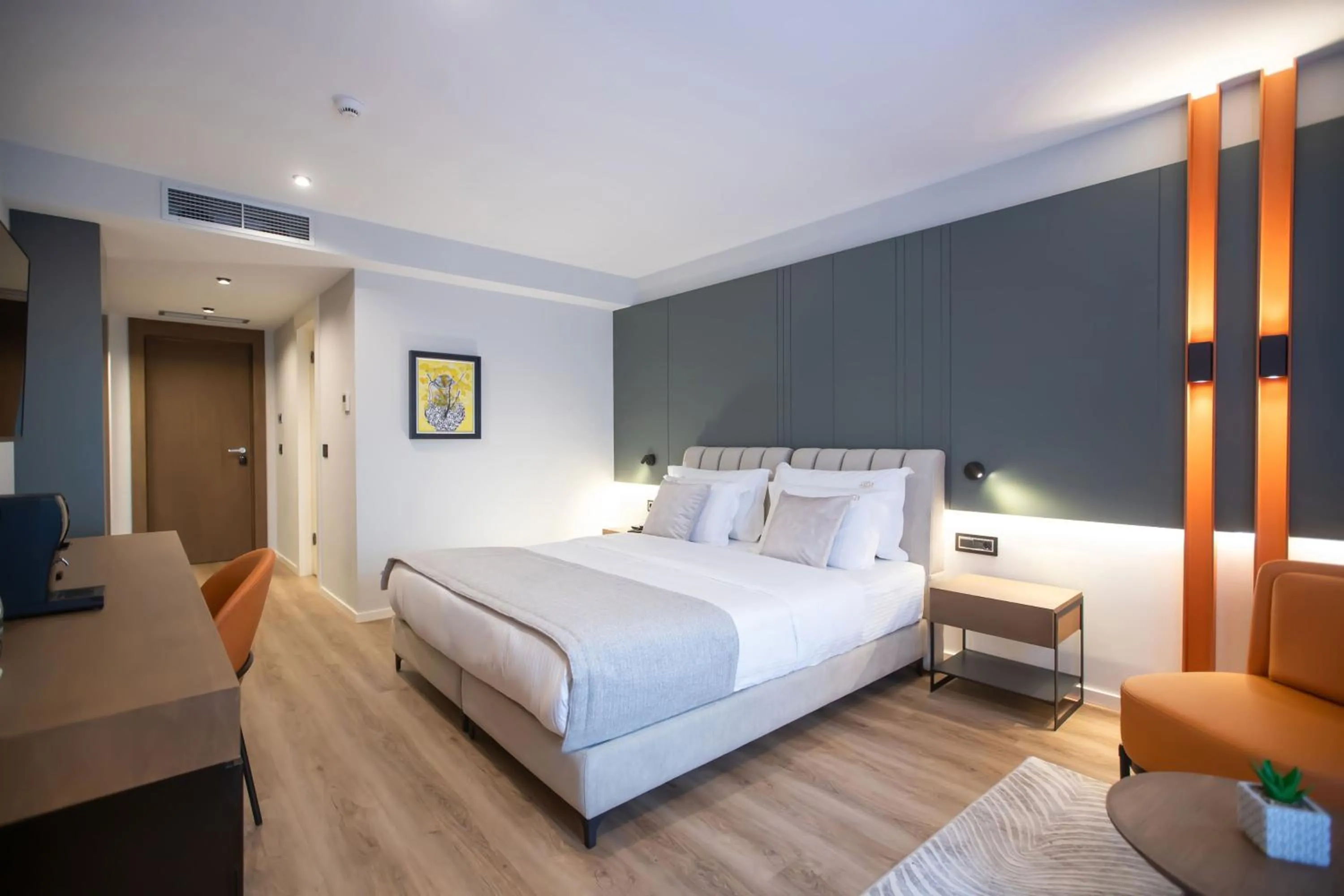 Bed in Hotel Elisa Tirana Affiliated by Meliá