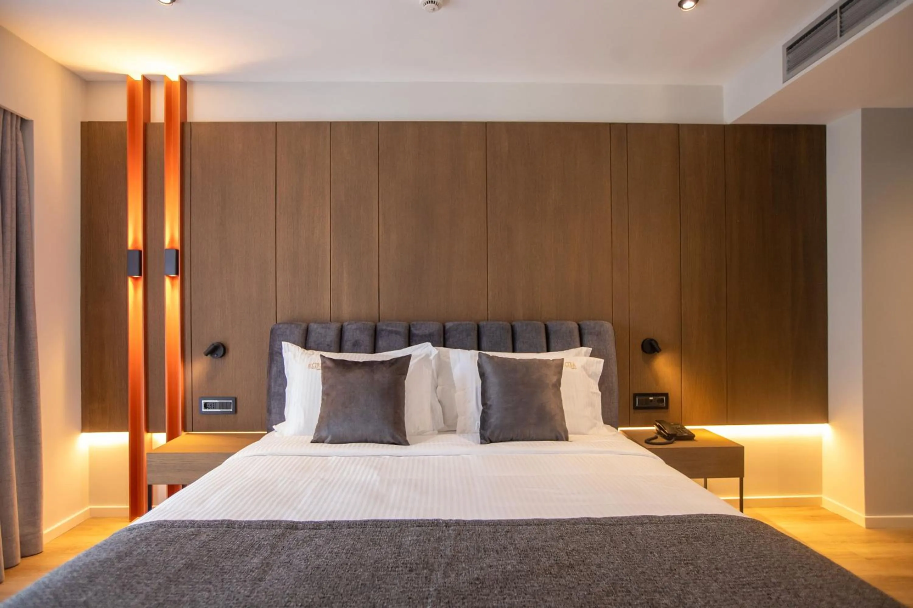 Bed in Hotel Elisa Tirana Affiliated by Meliá