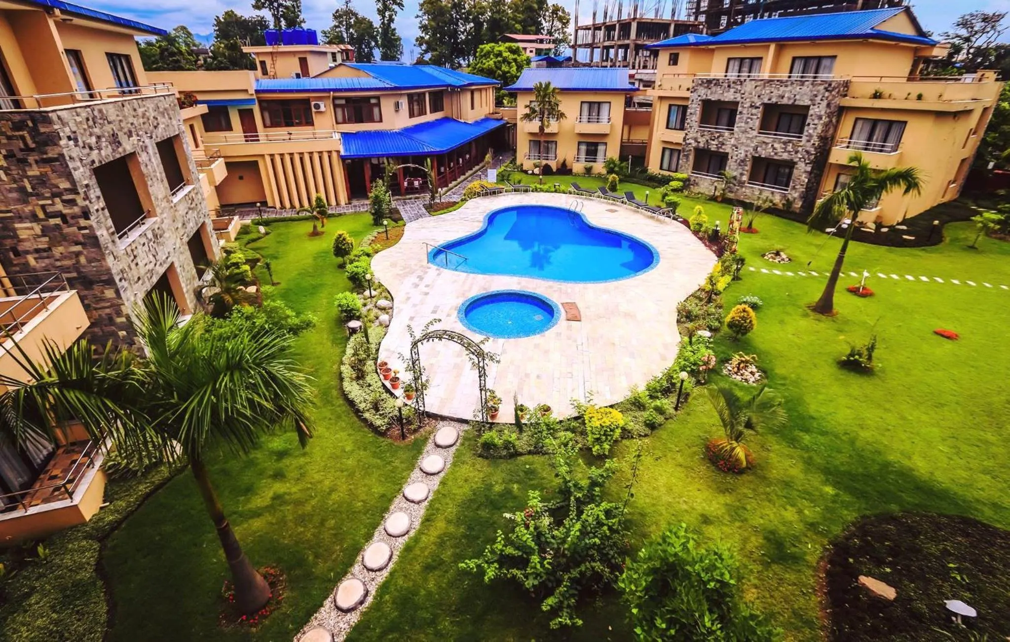 Swimming pool in Bharatpur Garden Resort