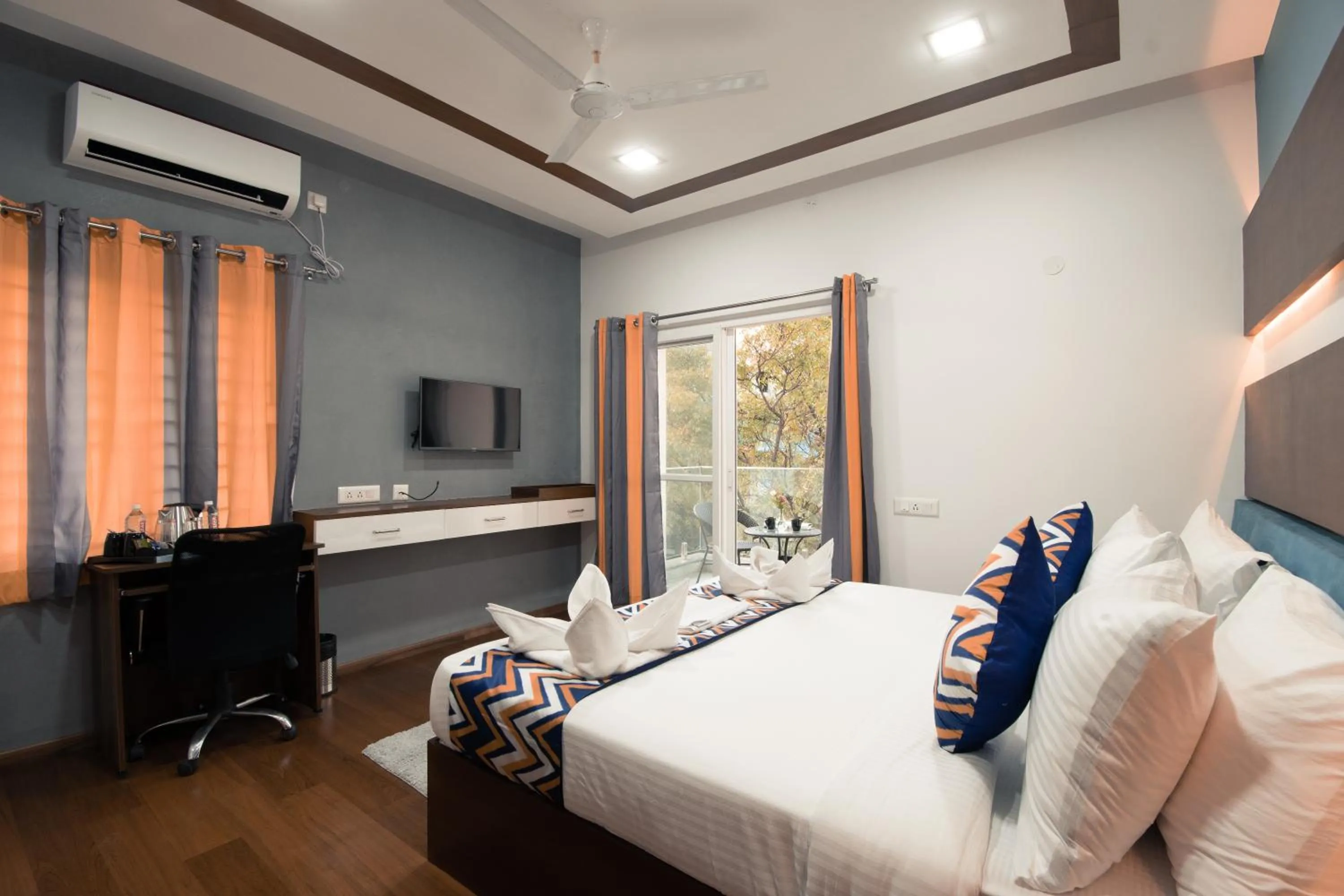 Bedroom, Bed in Athulya Residence Suite Rooms