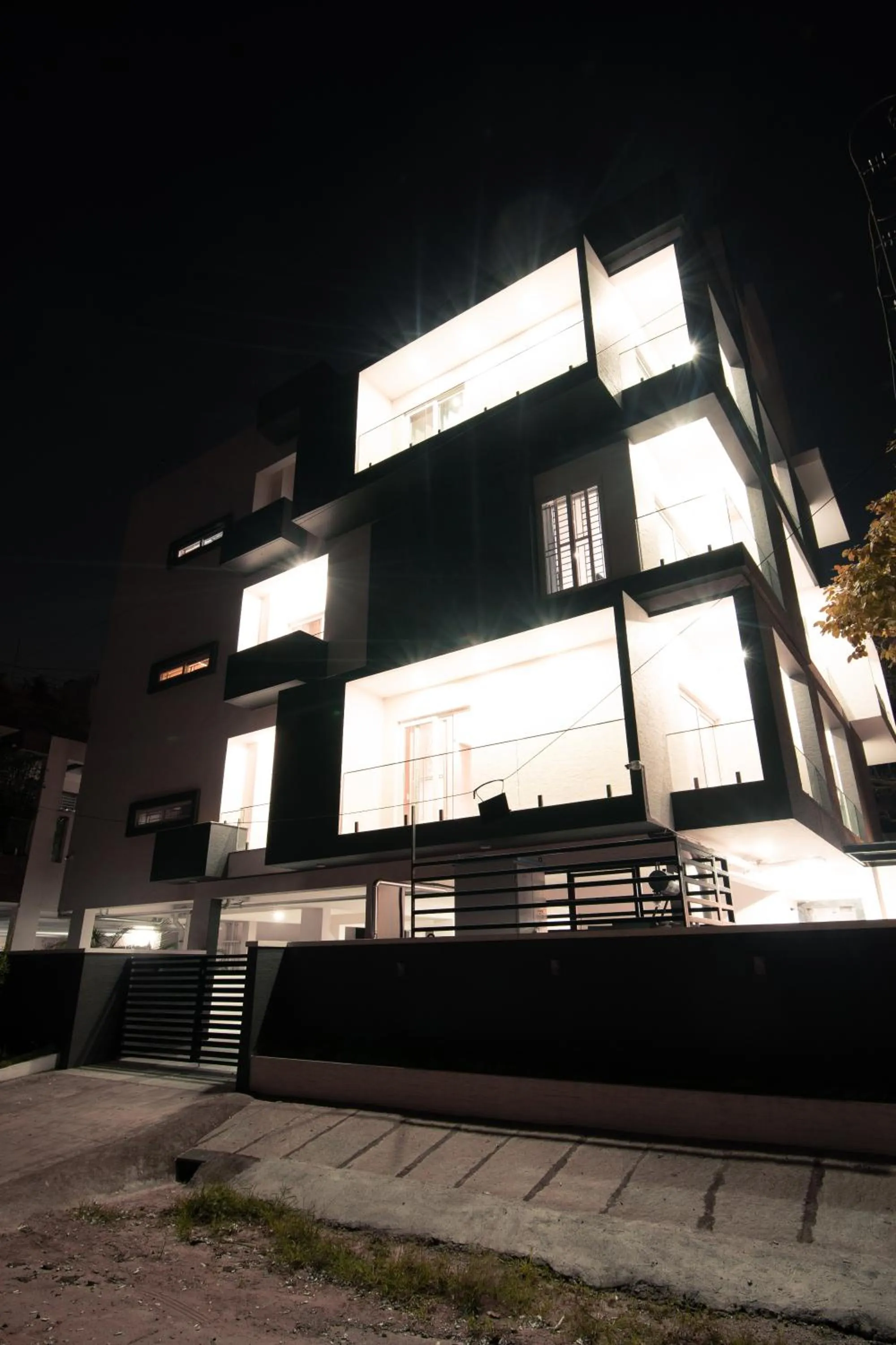 Property building in Athulya Residence Suite Rooms