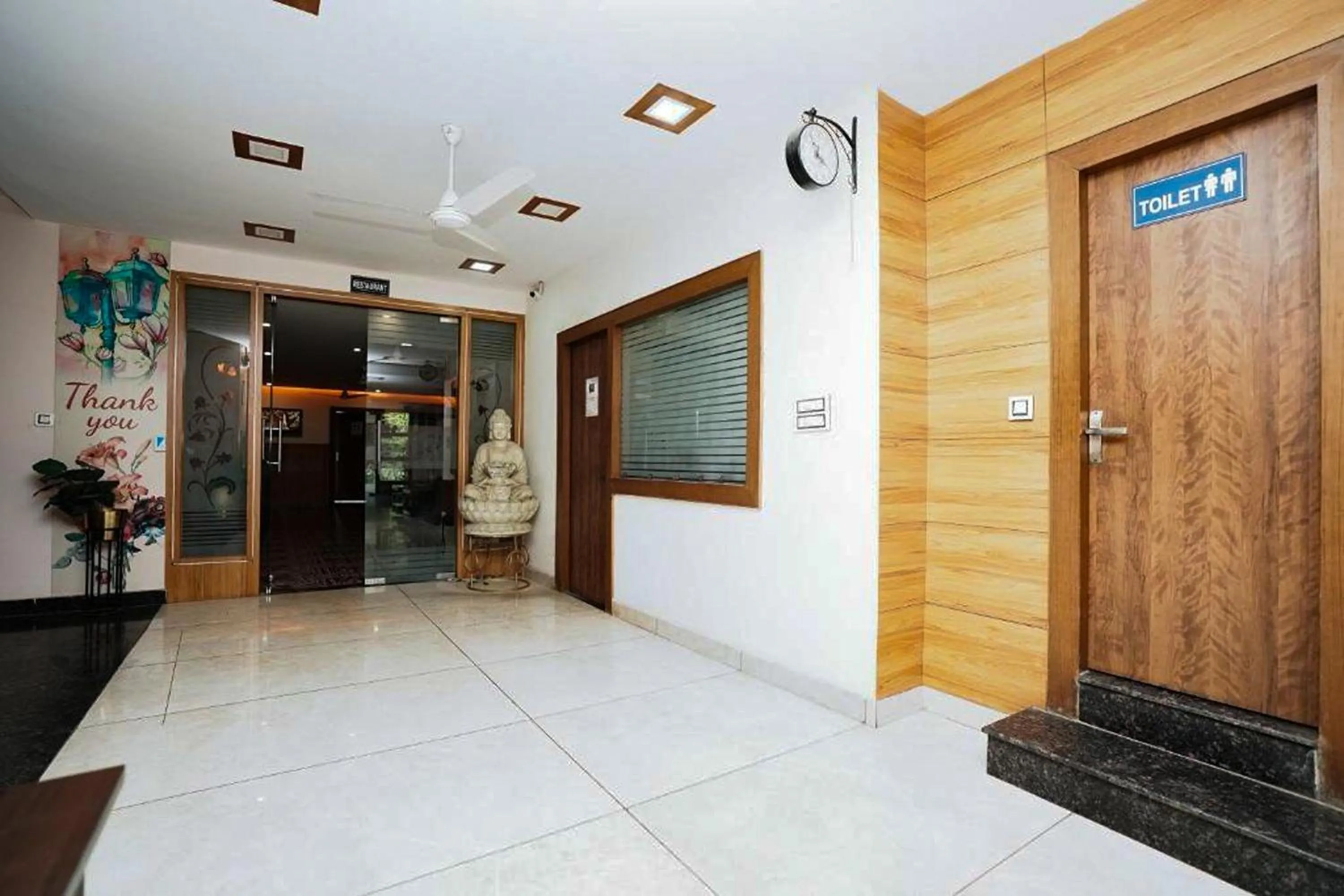 Lobby or reception in Hotel The 7 Seas