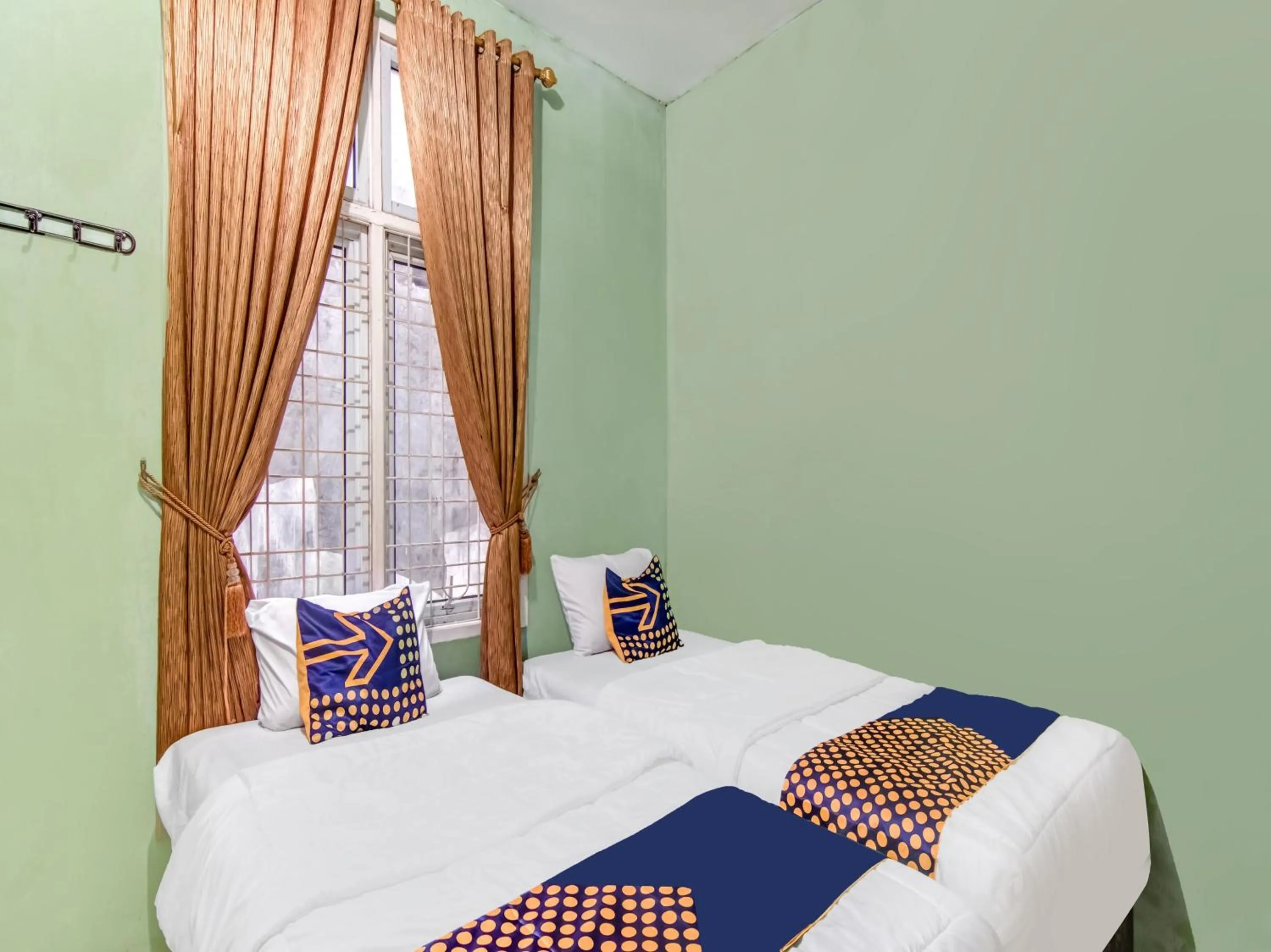 Hotel O Nayla Homestay Syariah Near Koro Koro Panam, Karaoke, Pool, & Cafe