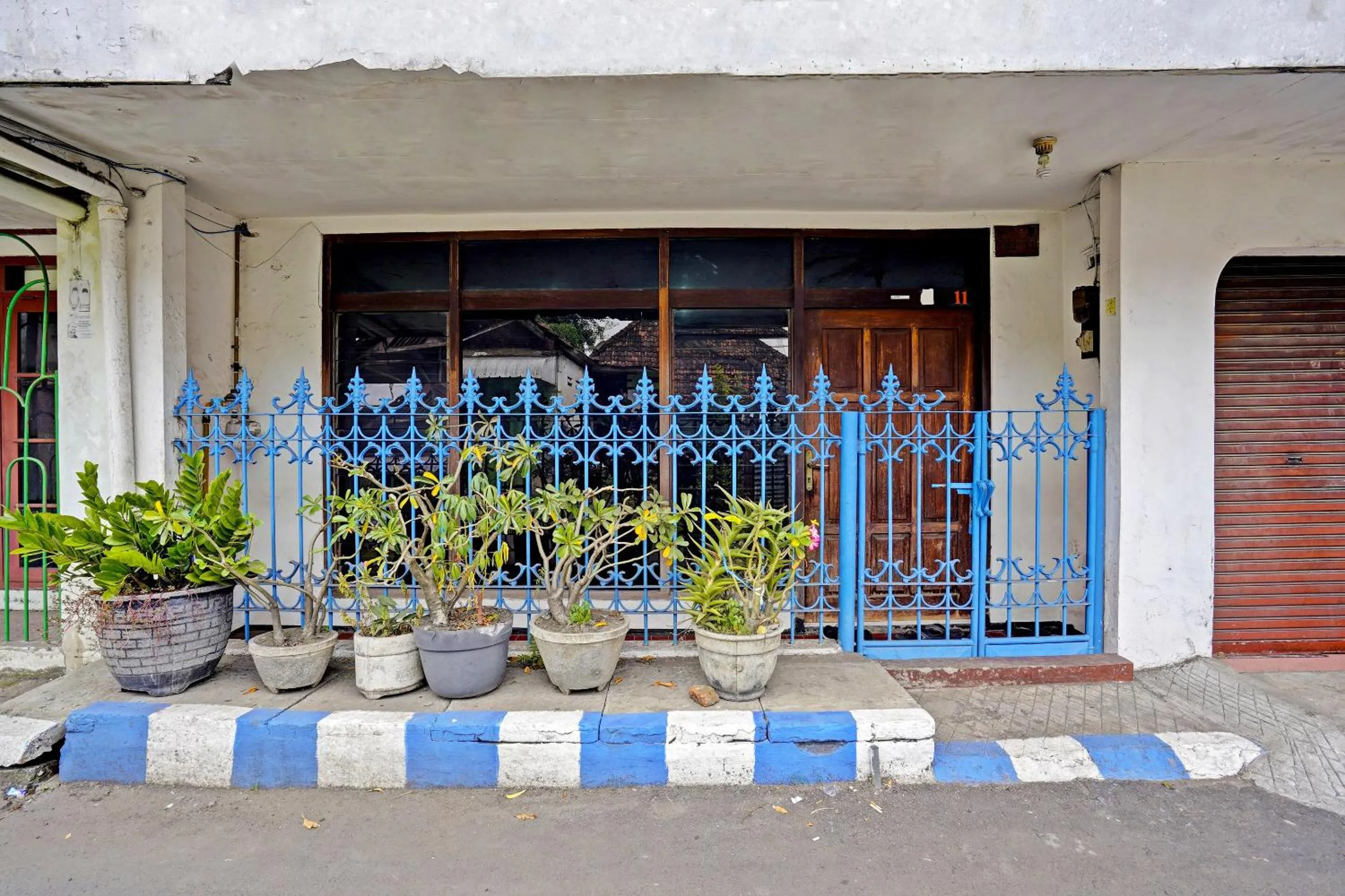 Facade/entrance in Hotel O Sidomulyo Kost Syariah