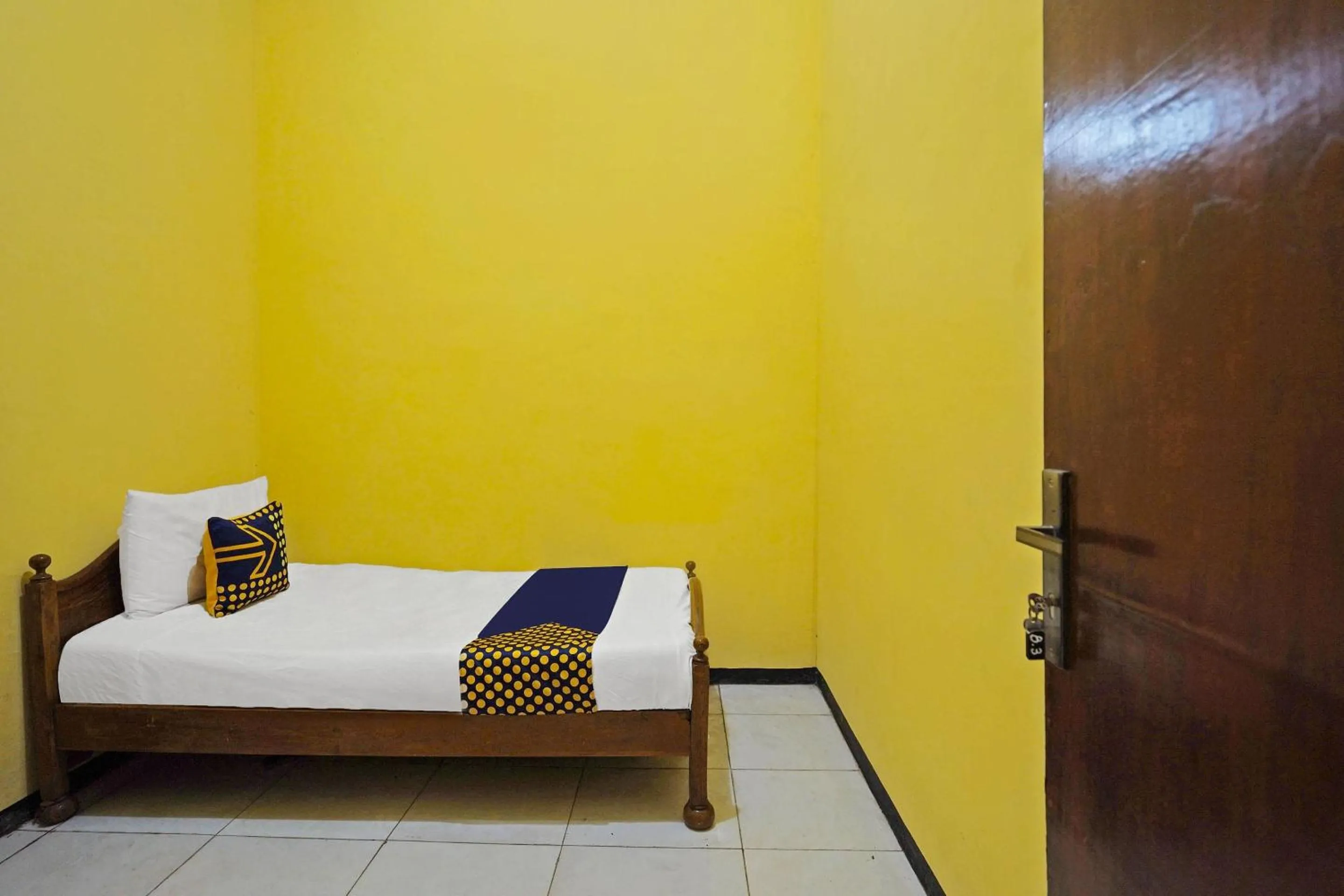Bedroom, Bed in OYO Life 91869 Insan Mulia Kost Syariah