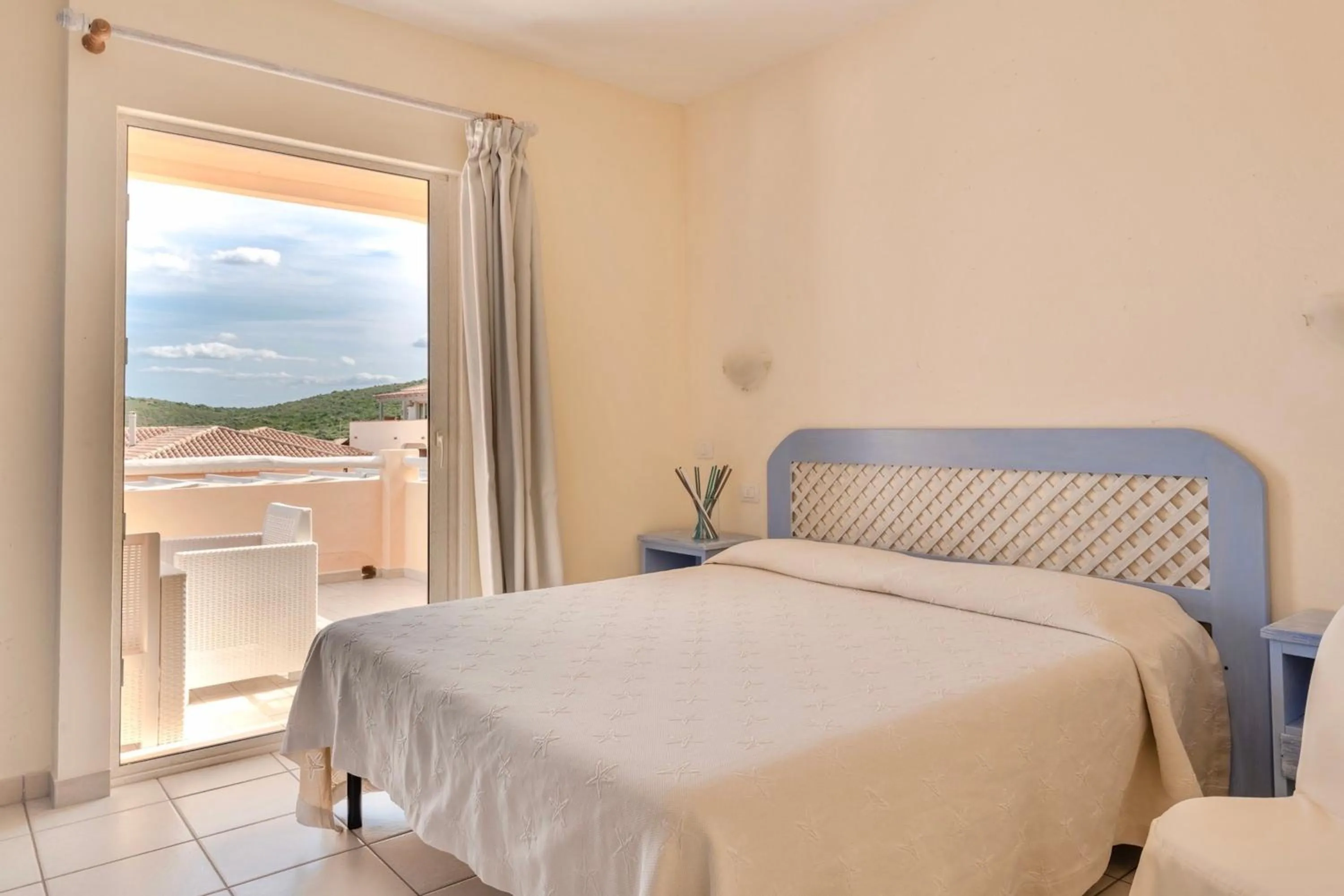 Bedroom, Bed in Residence a Golfo di Marinella a 450 mt dal mare