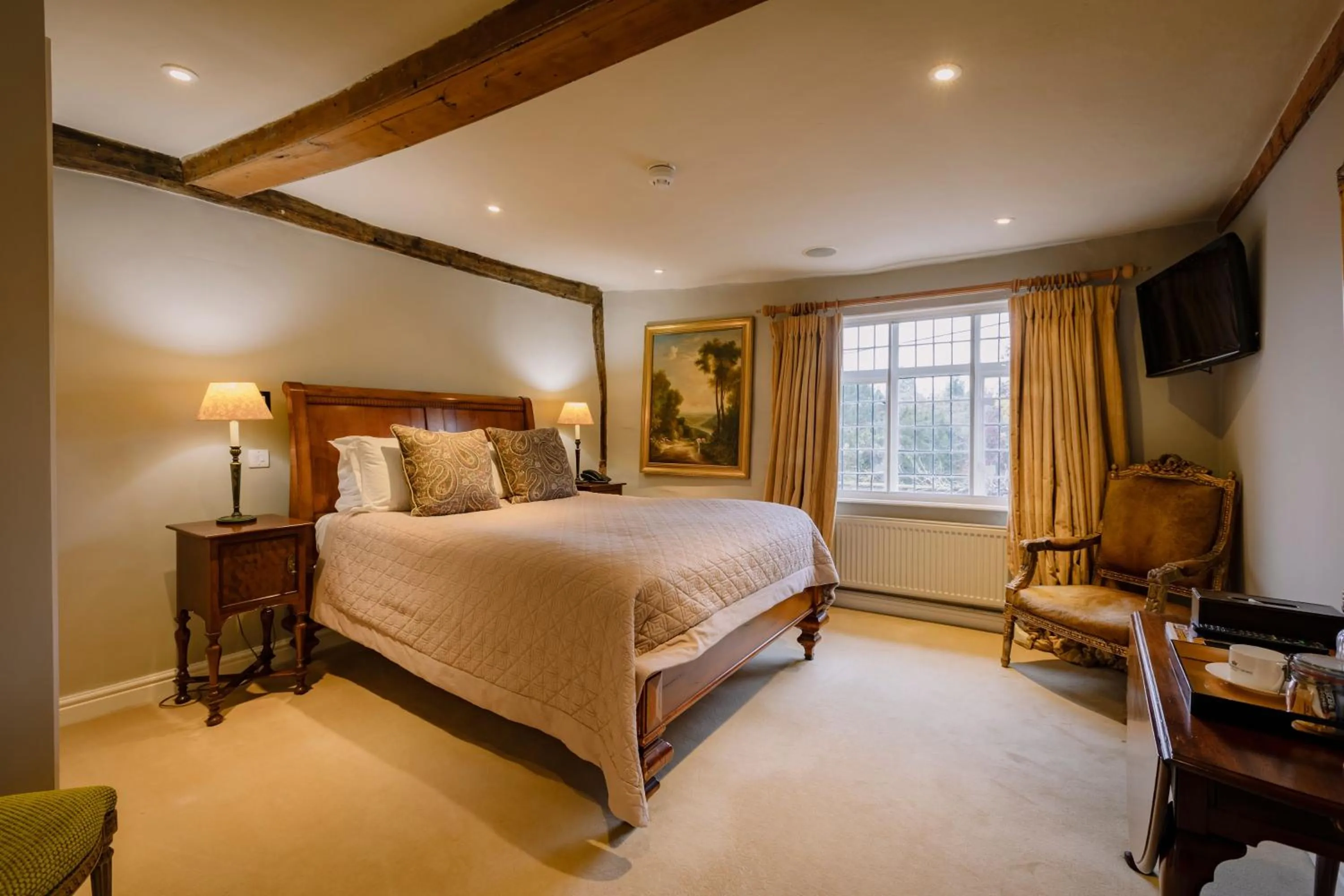 Bed in The Crown, Bildeston